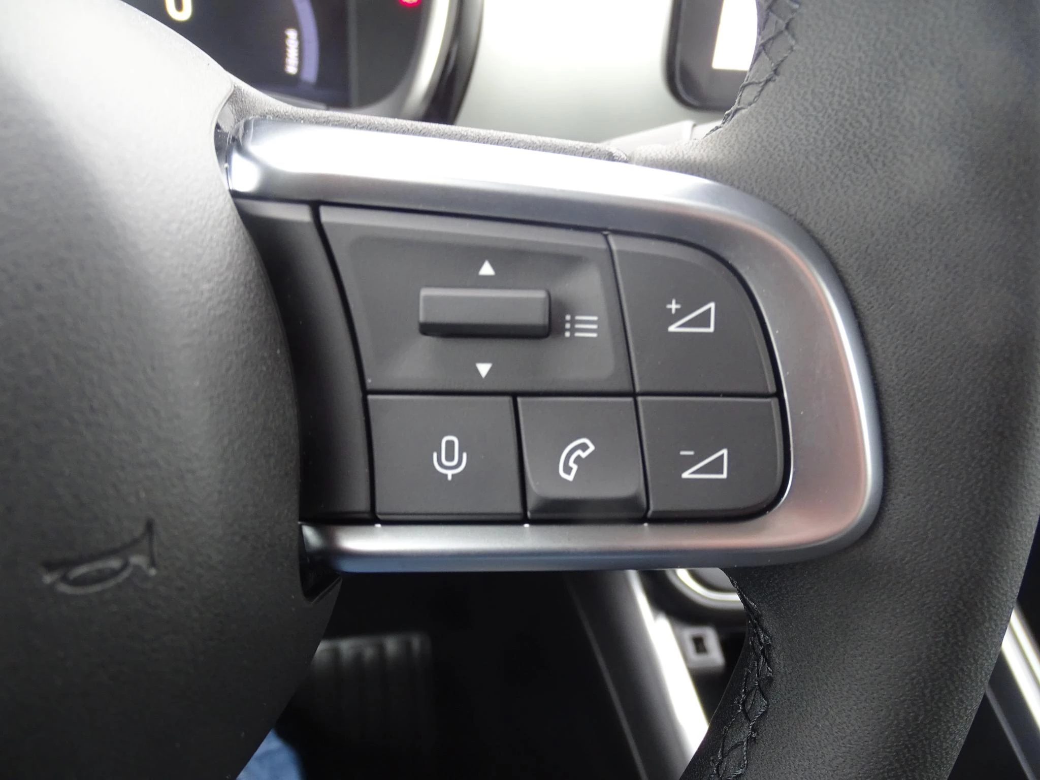 Fiat 600 1.2 Hybrid 145cv DCT La Prima