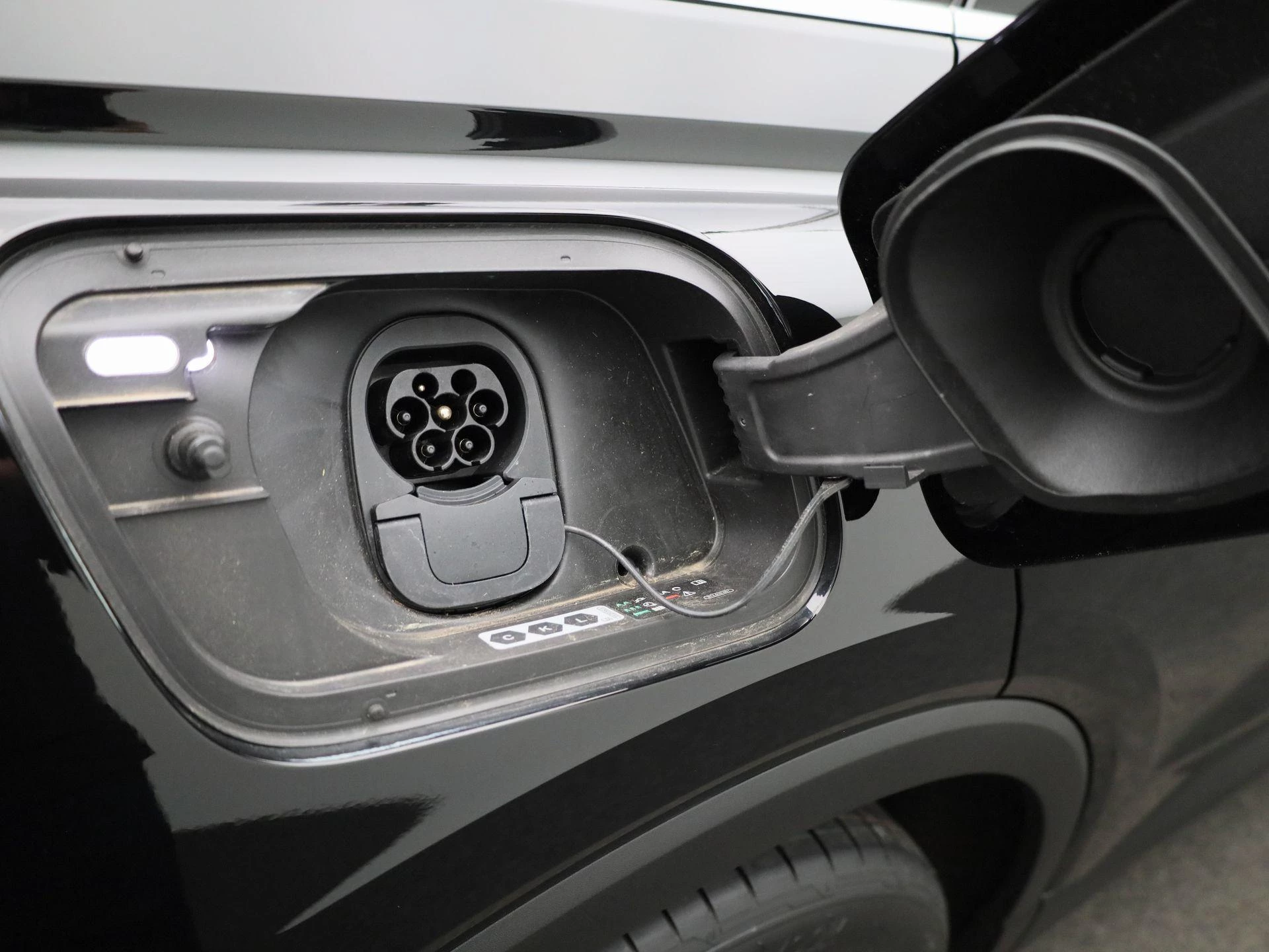 Audi-Q4 e-tron-image-40