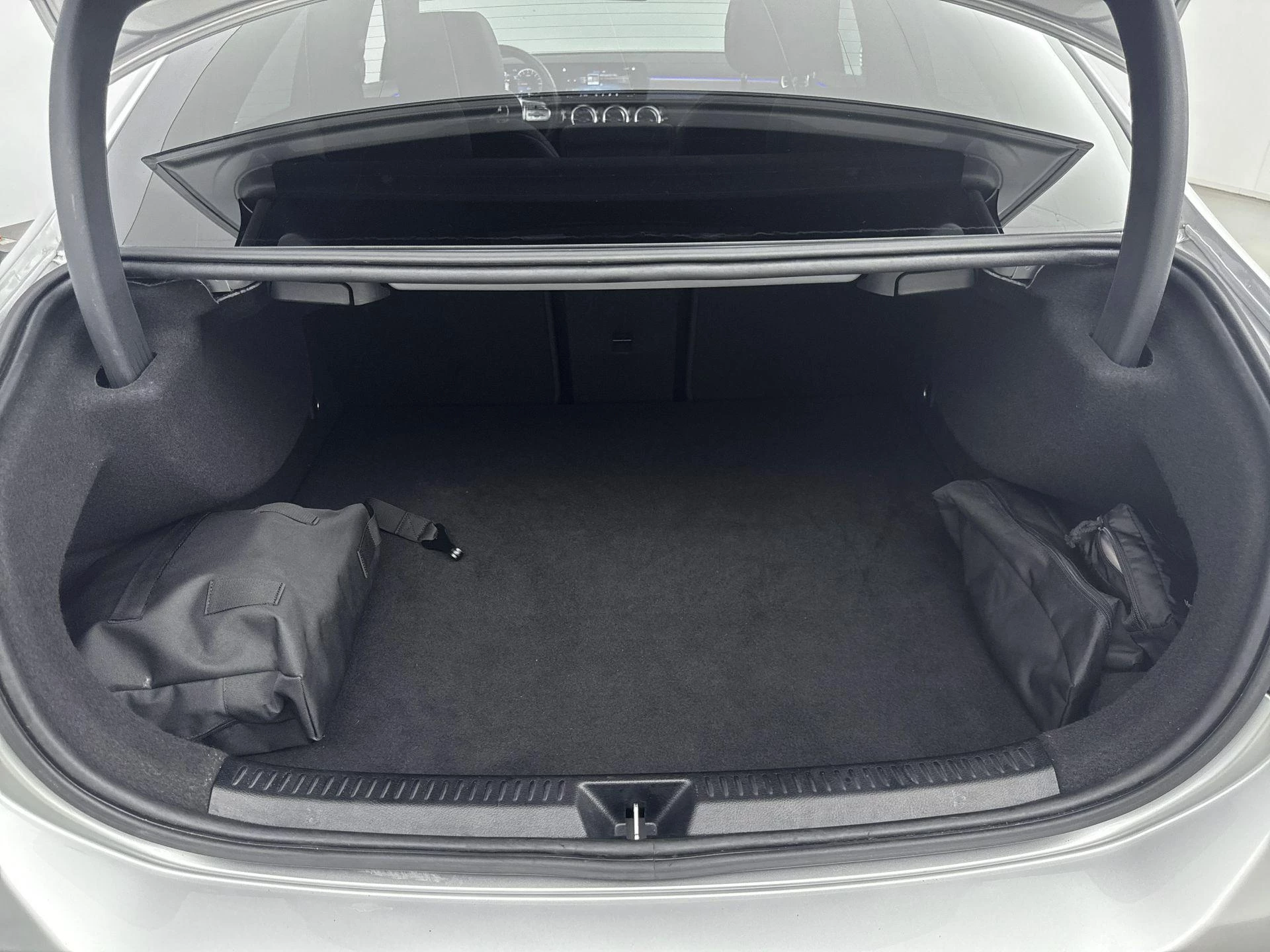 Mercedes-Benz A-Klasse 250 e Business Solution AMG Limited