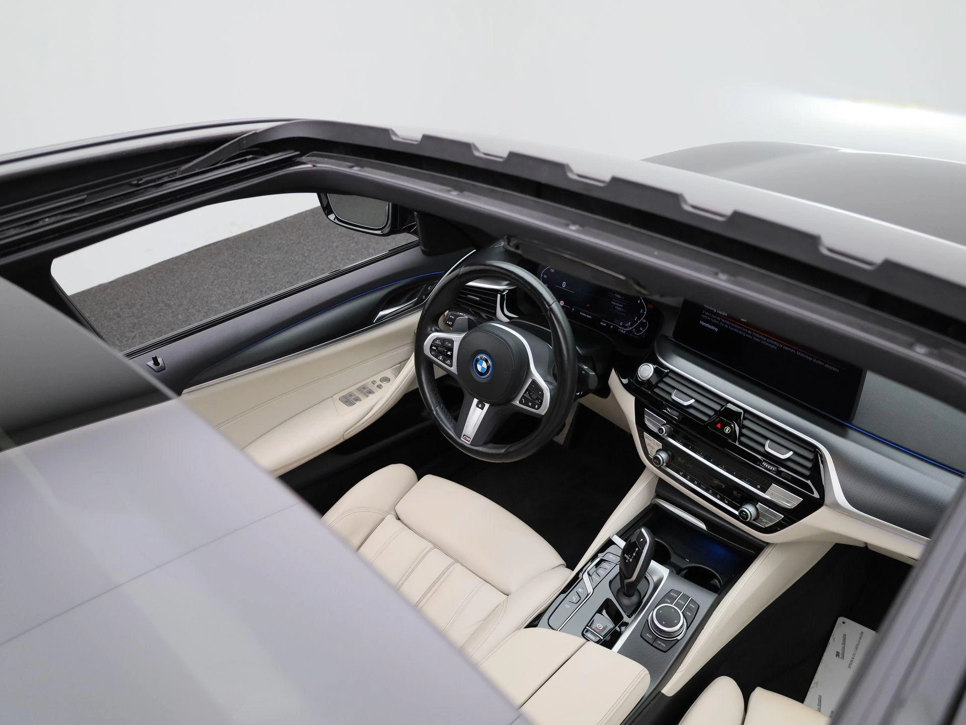 BMW-Série 5-image-55