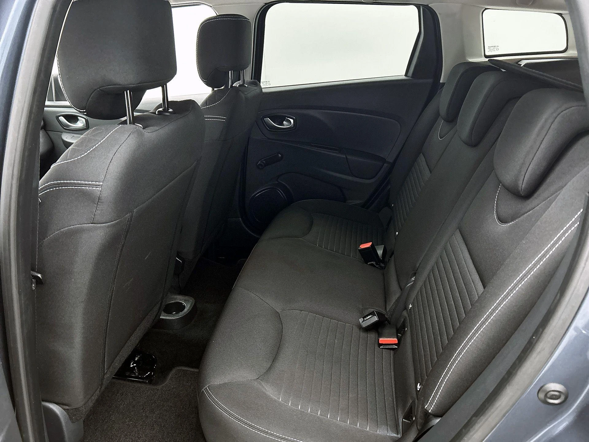 Renault-Clio-image-26