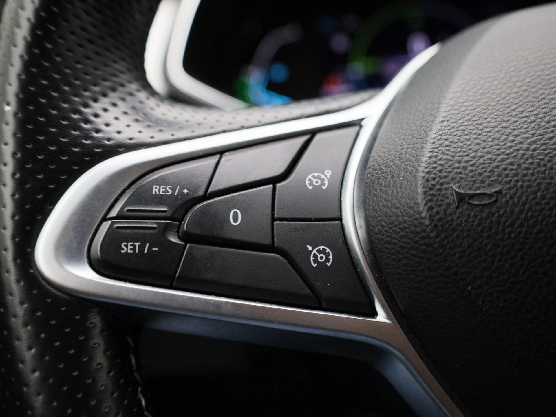Renault-Captur-image-16