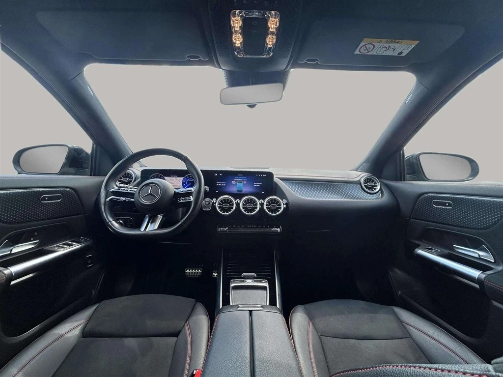 Mercedes-Benz-EQA-image-11