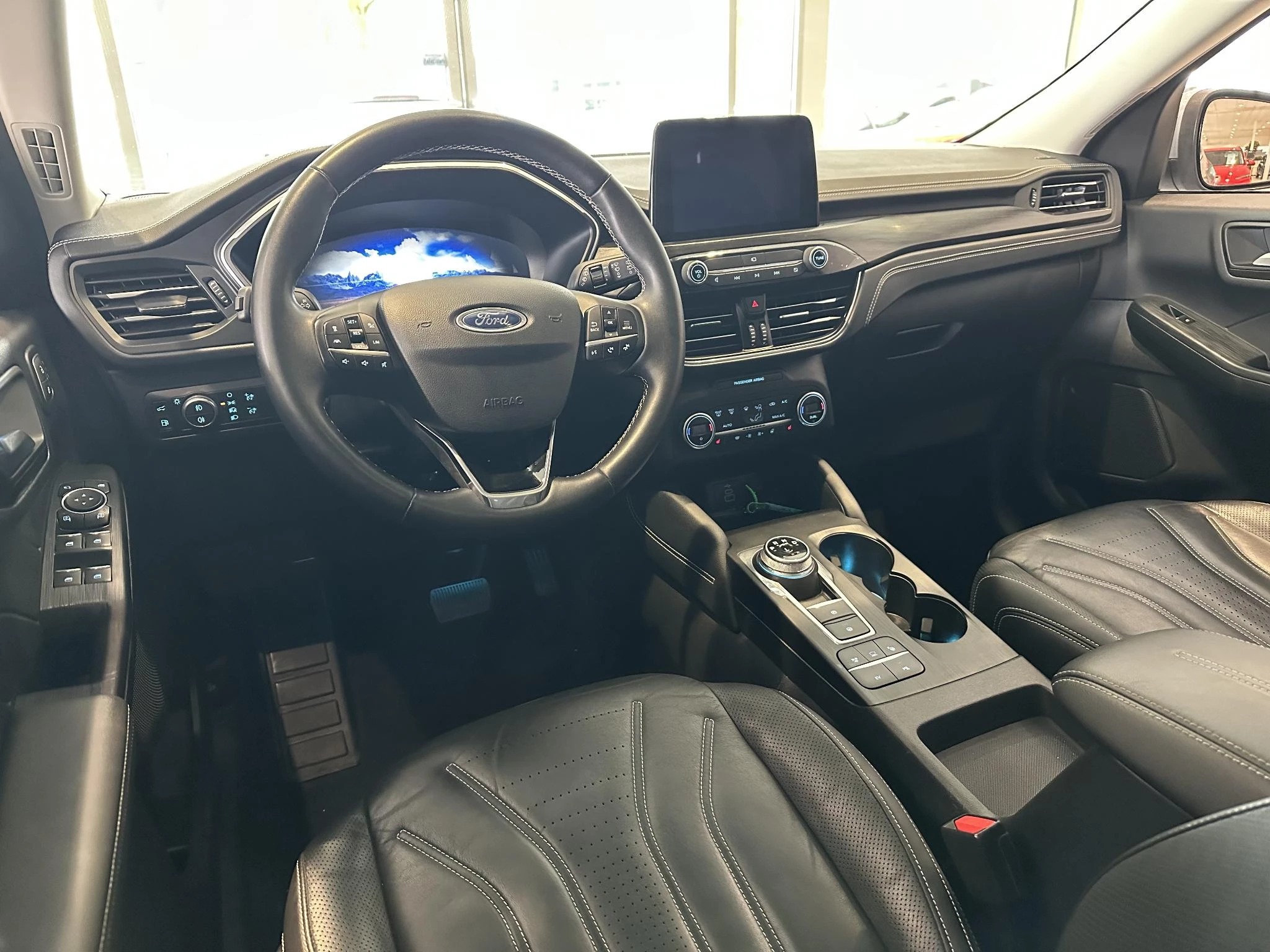 Ford-Kuga-image-10