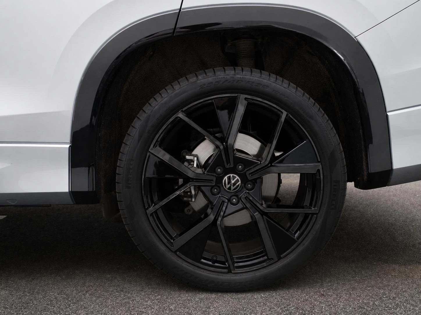 Volkswagen Tayron 1.5 eHybrid R-Line Edition