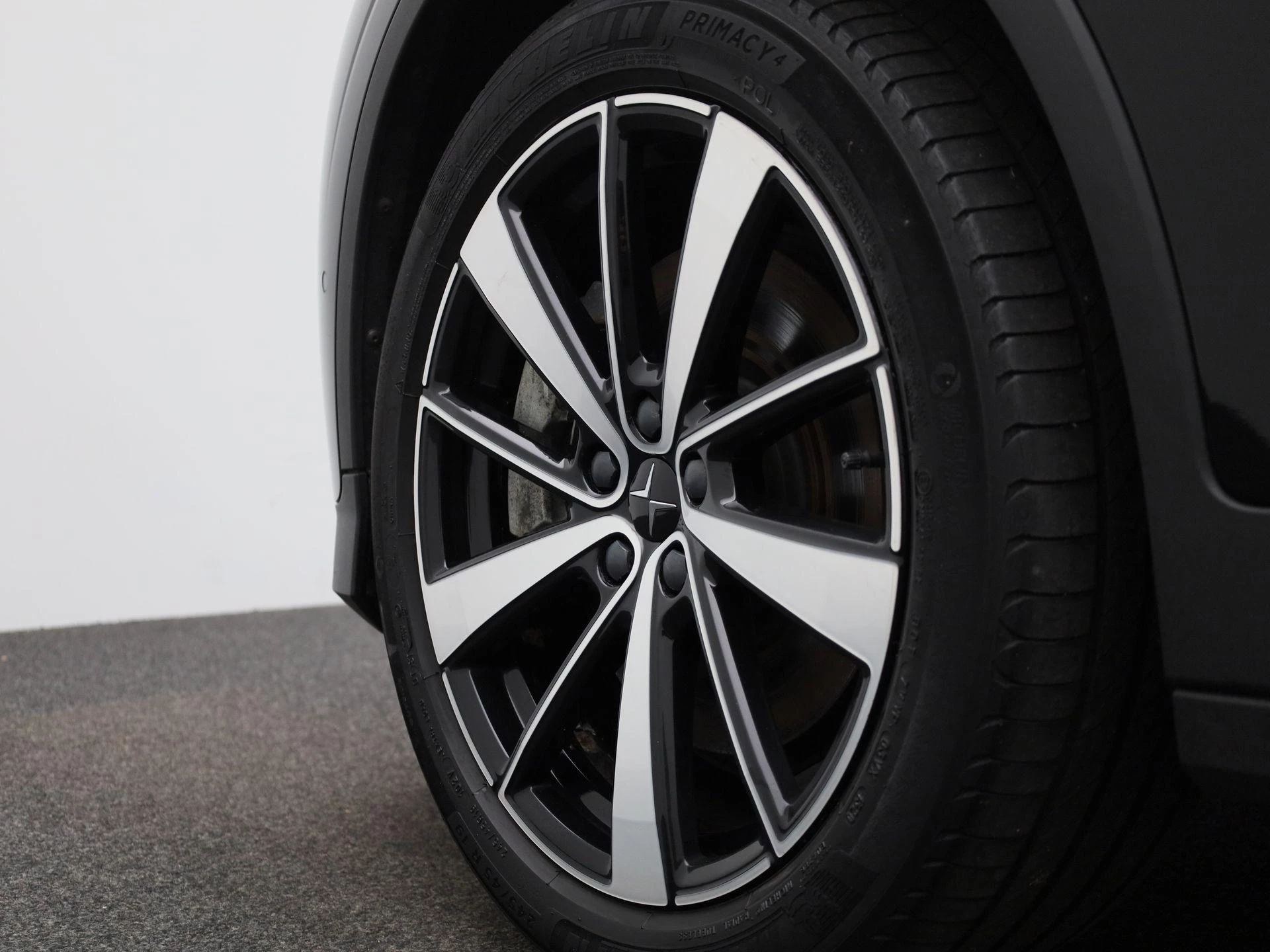 Polestar 2 Long Range Dual Motor Launch Edition 78kWh