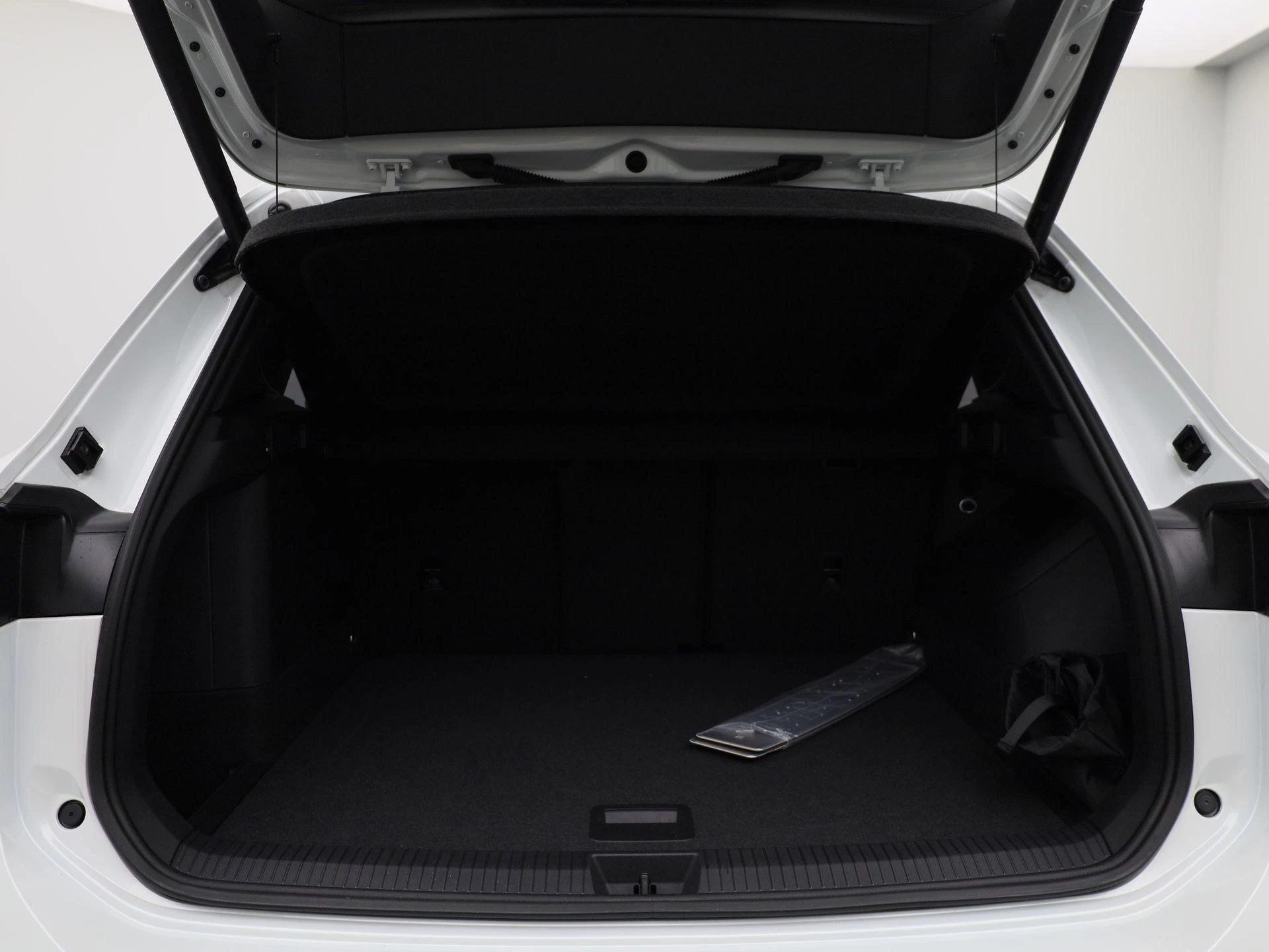 Volkswagen Tiguan 1.5 eHybrid R-Line Edition 272 PK