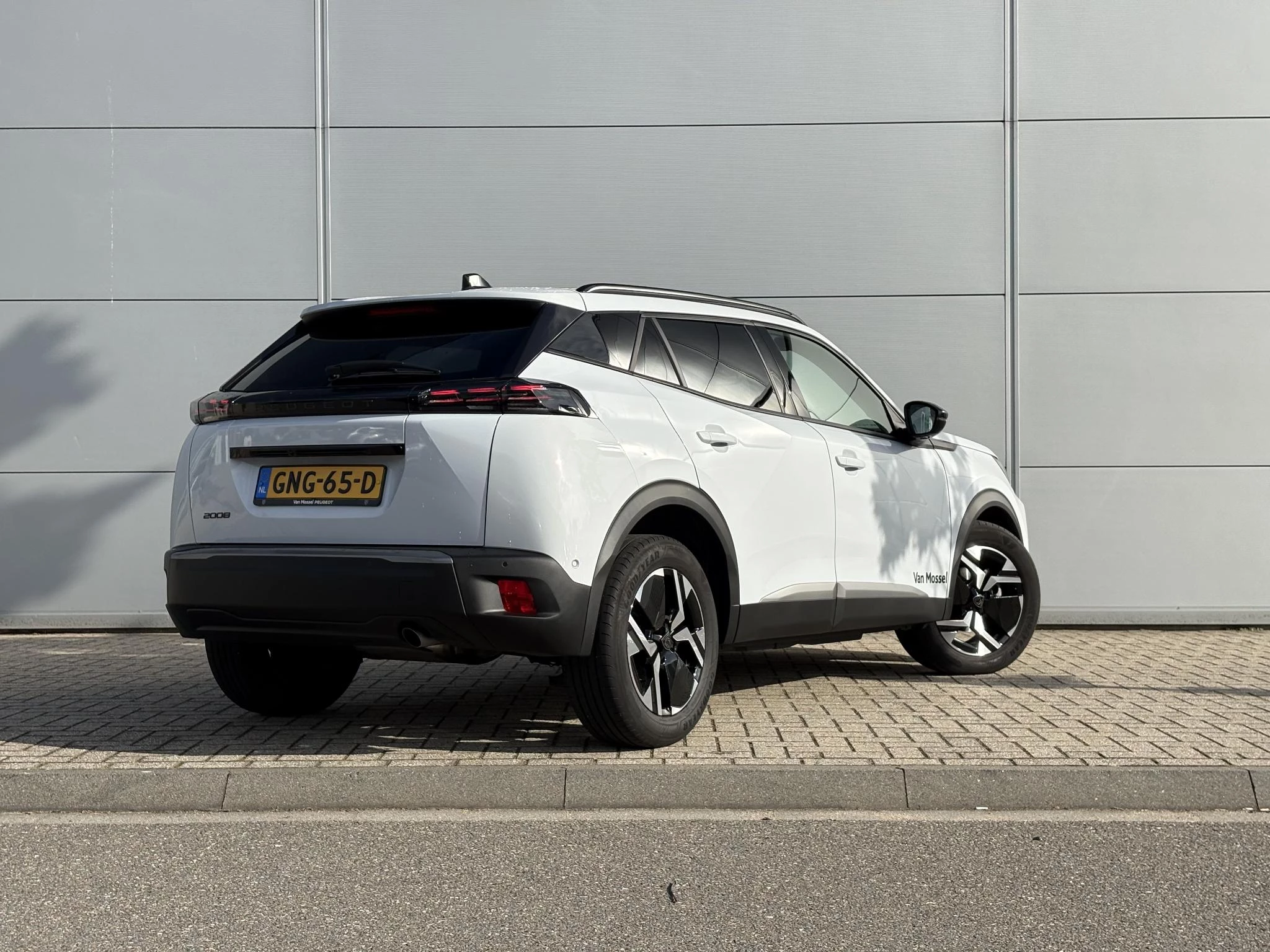 Peugeot-2008-image-5