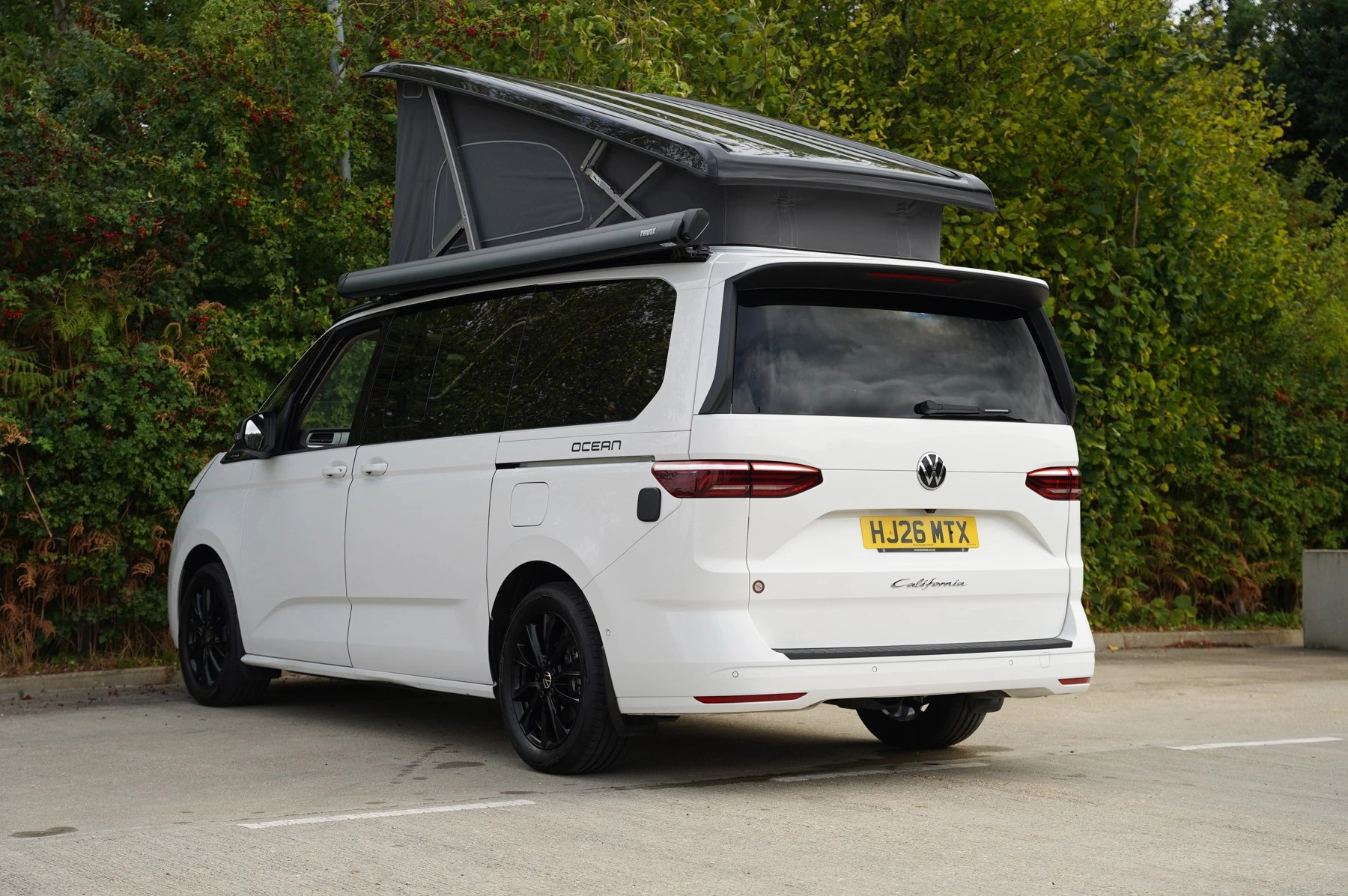 Volkswagen-California-image-2