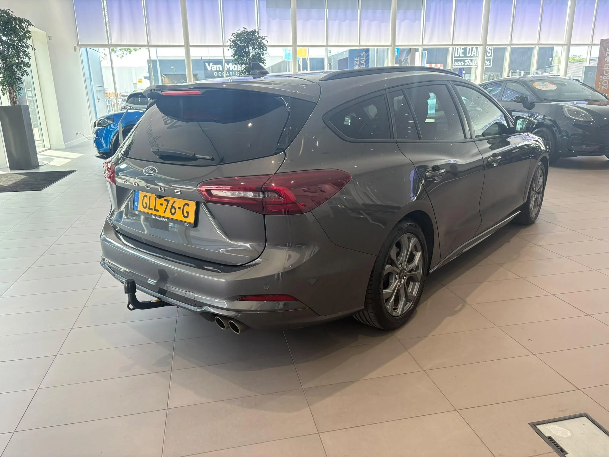 Ford Focus Wagon 1.0 EcoBoost Hybrid ST Line X