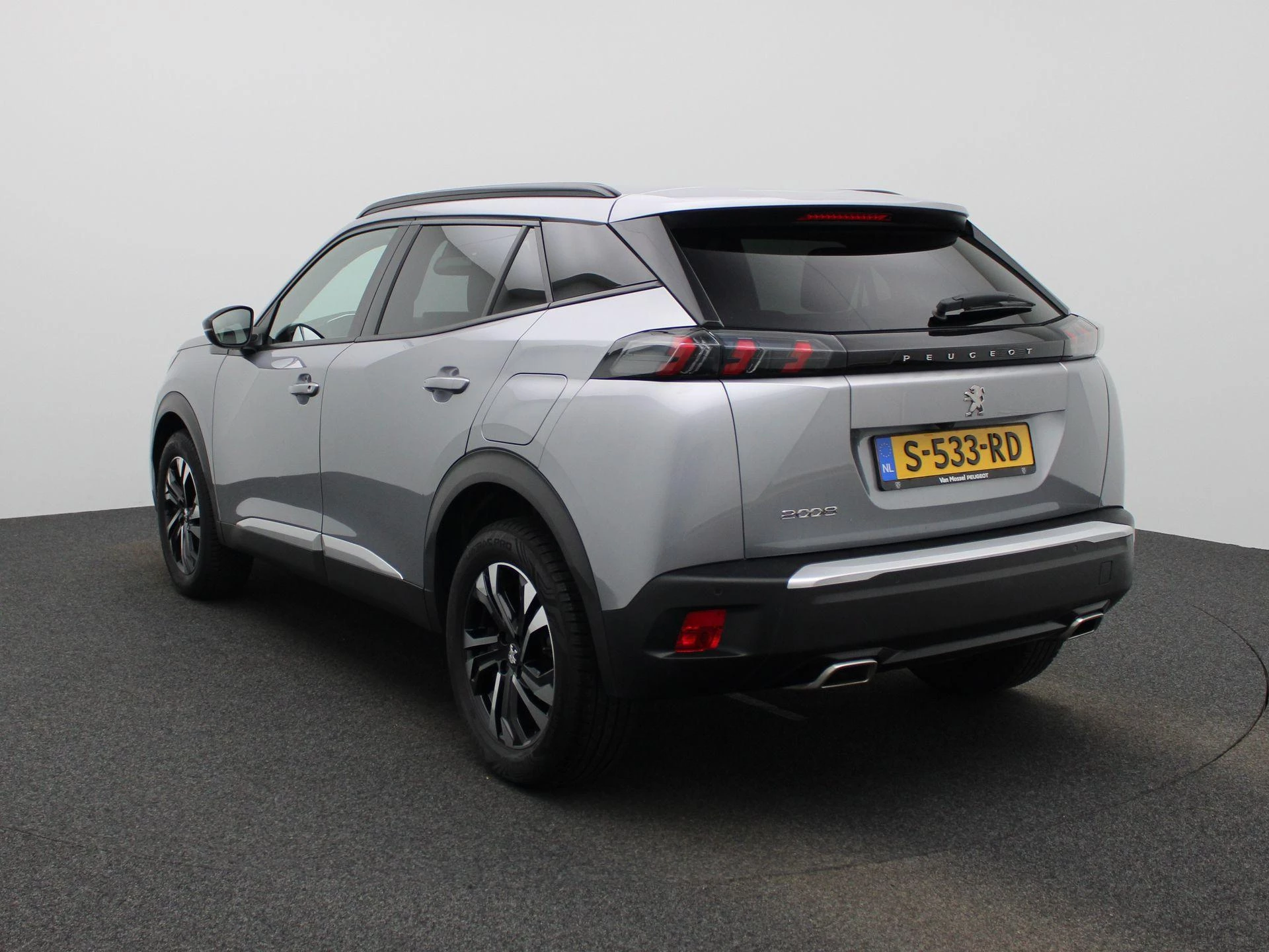 Peugeot-2008-image-1