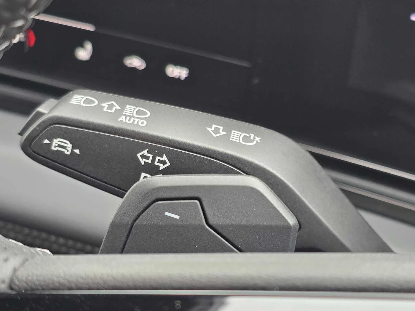 Audi-A6 Avant e-tron-image-29
