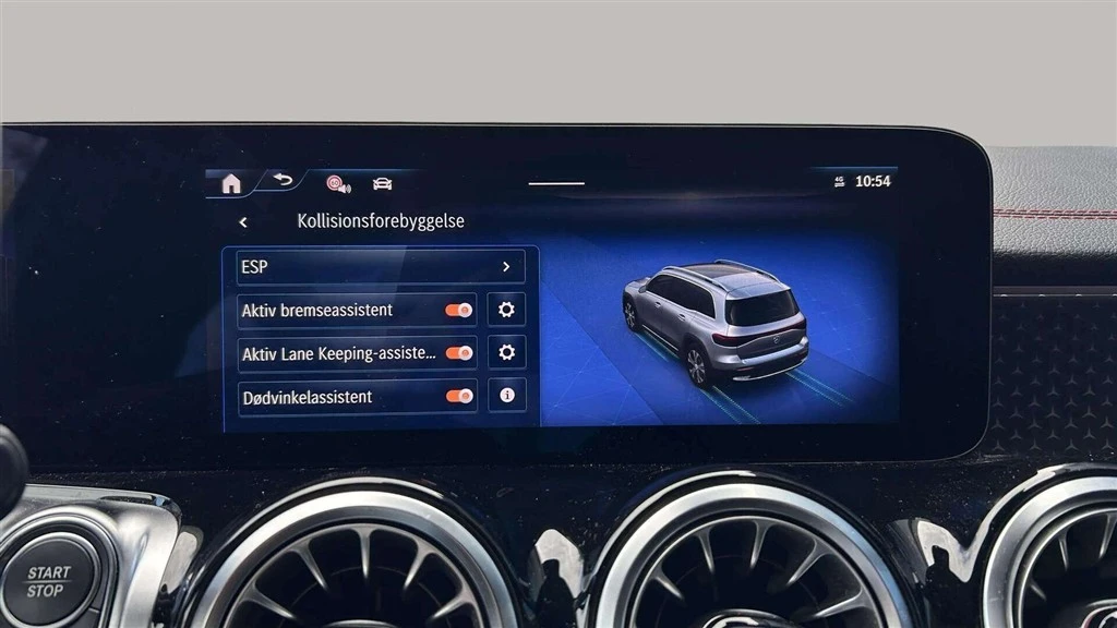 Mercedes-Benz-EQB-image-17