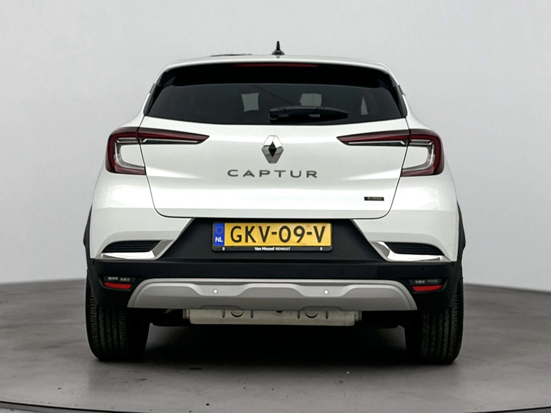 Renault-Captur-image-2