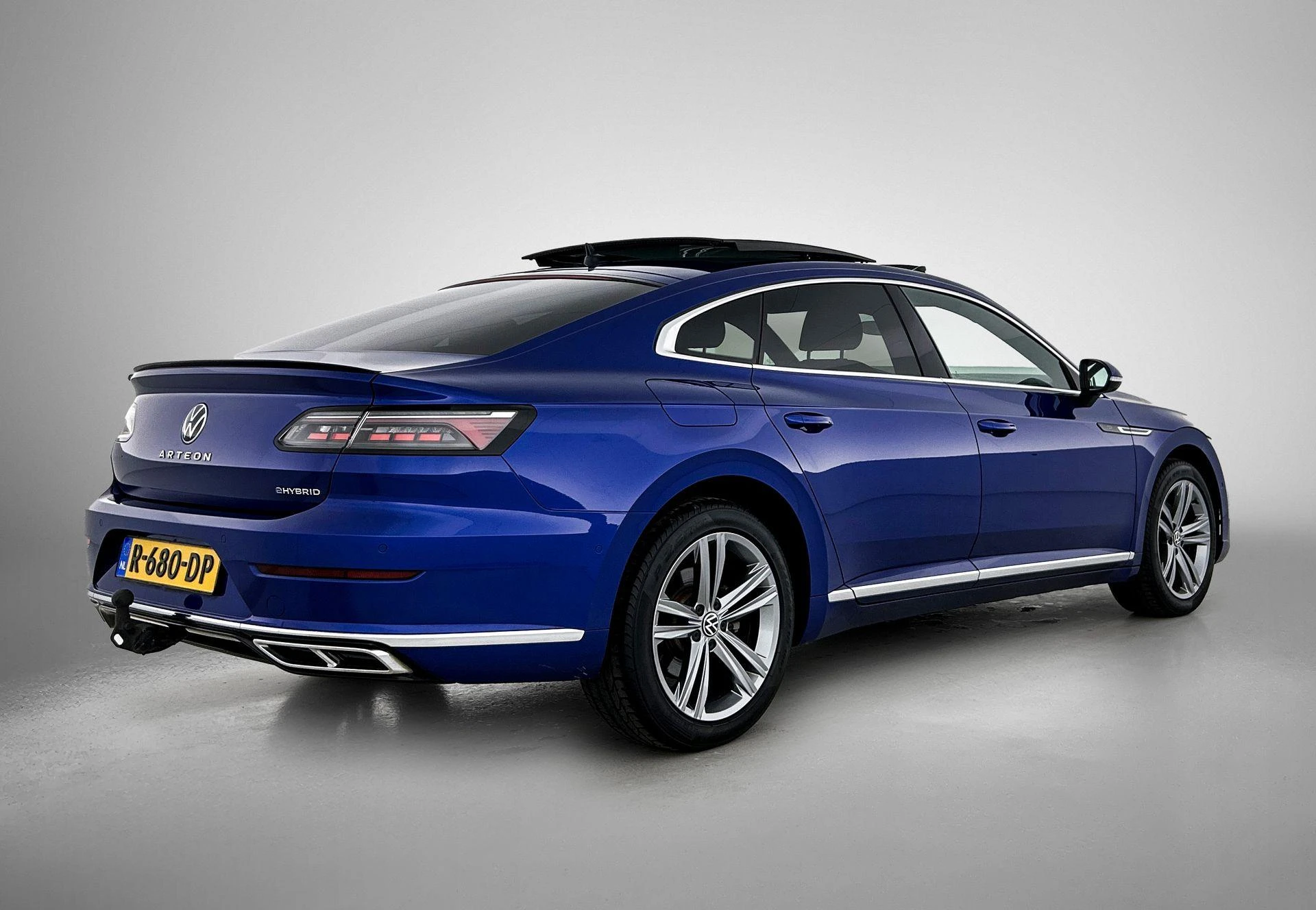 Volkswagen-Arteon-image-3