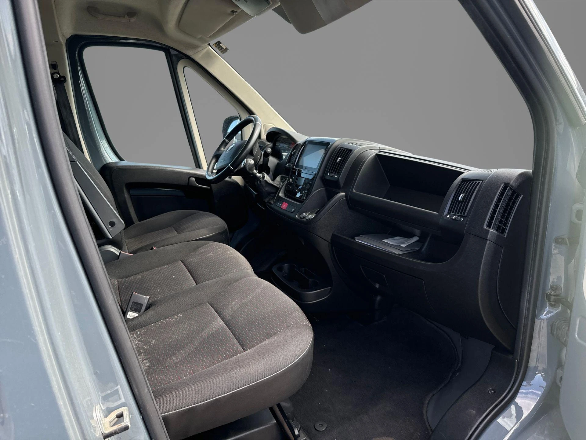 Opel-Movano-image-8