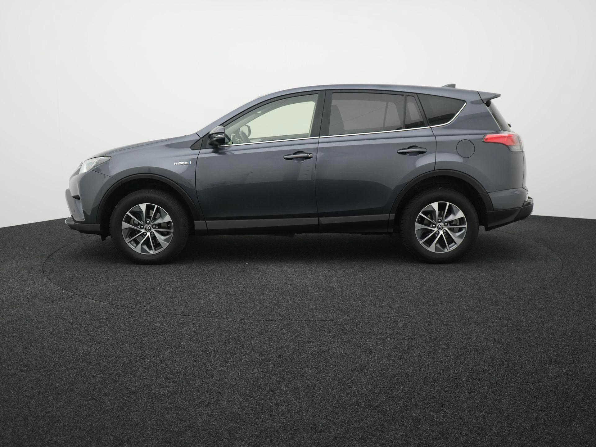 Toyota RAV4 2.5 Hybrid AWD Style