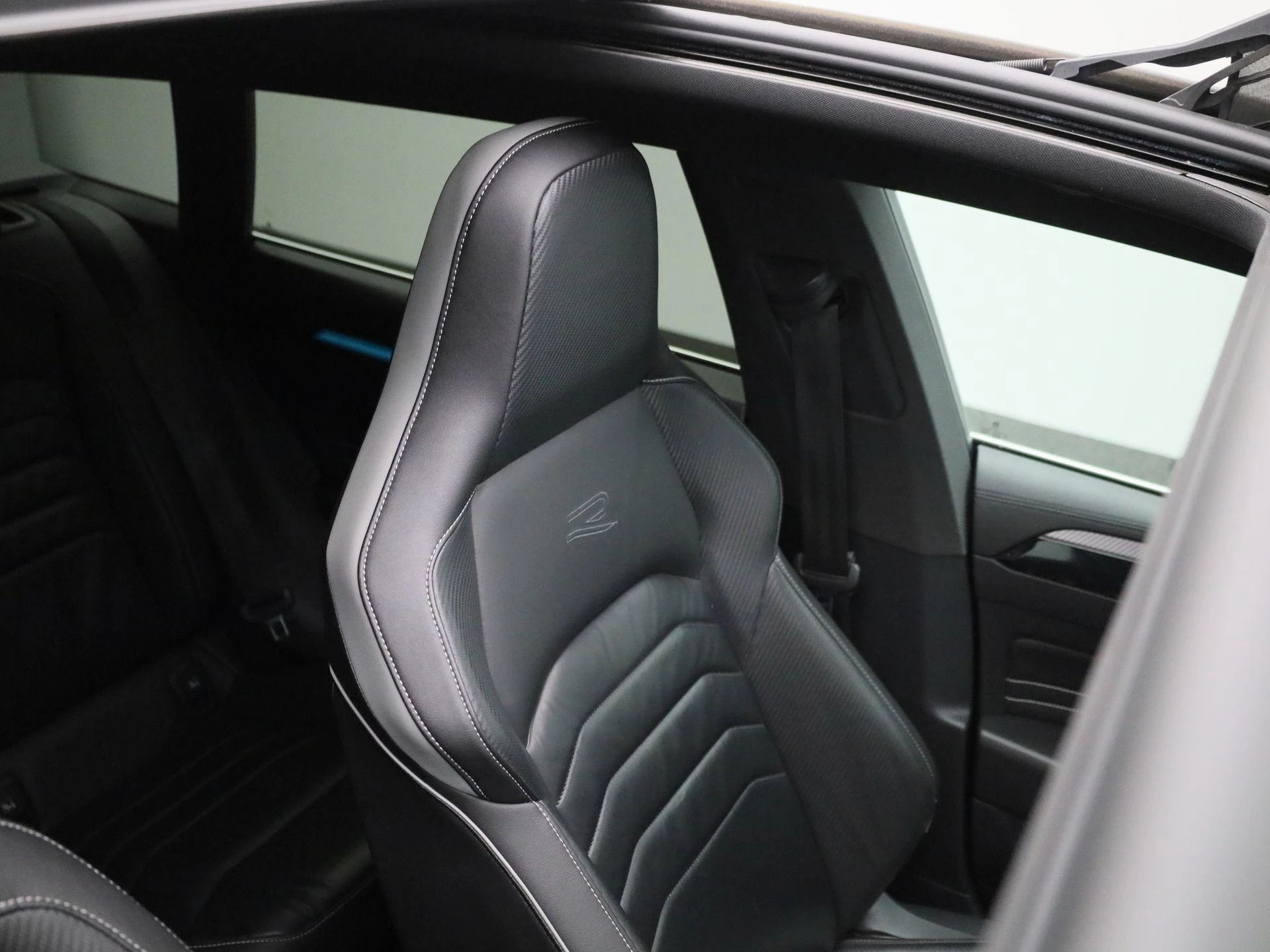 Volkswagen-Arteon-image-50