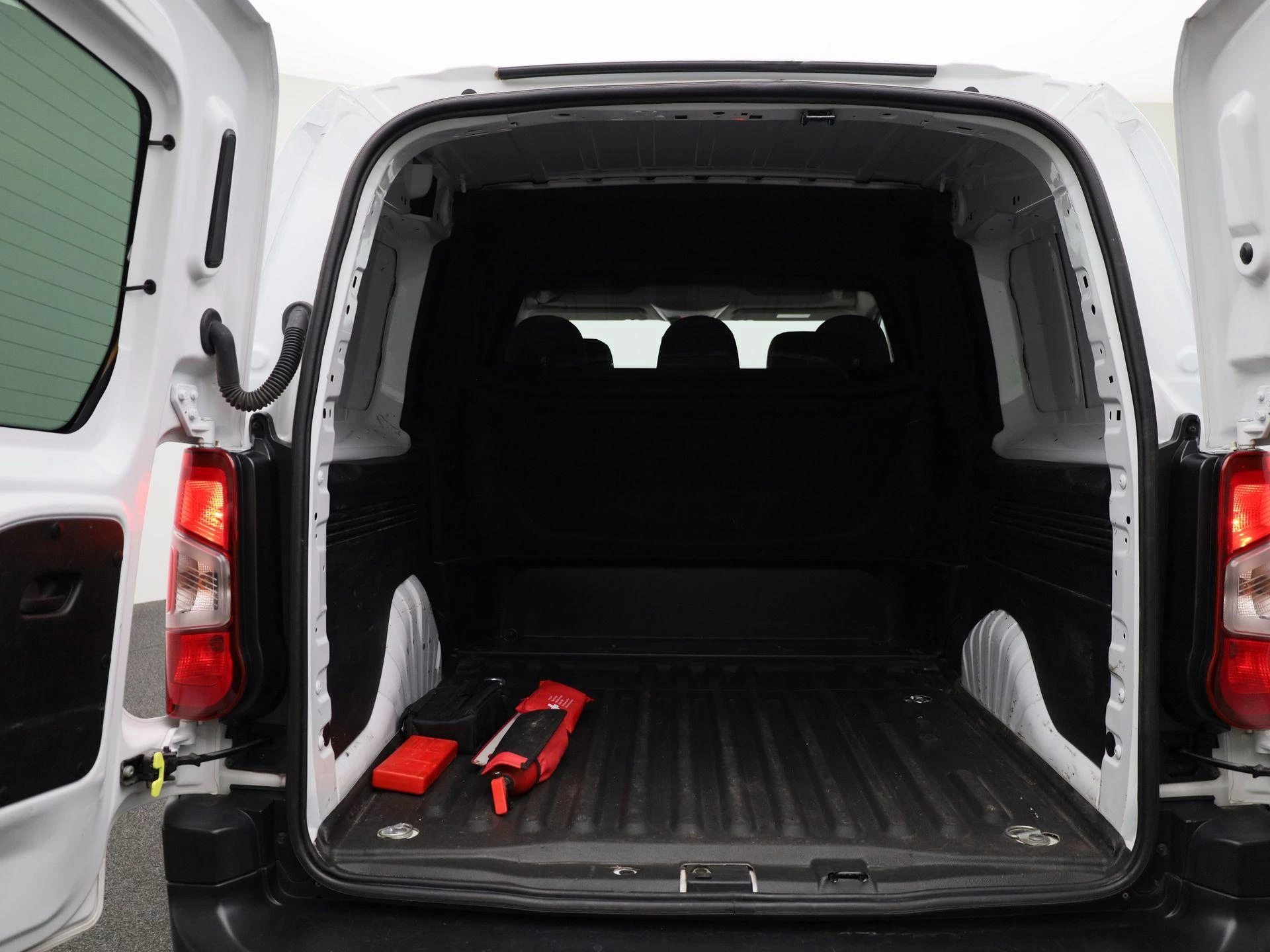 Opel Combo DC L2H1 Heavy 1.5 Turbo D 130 S/S AT8