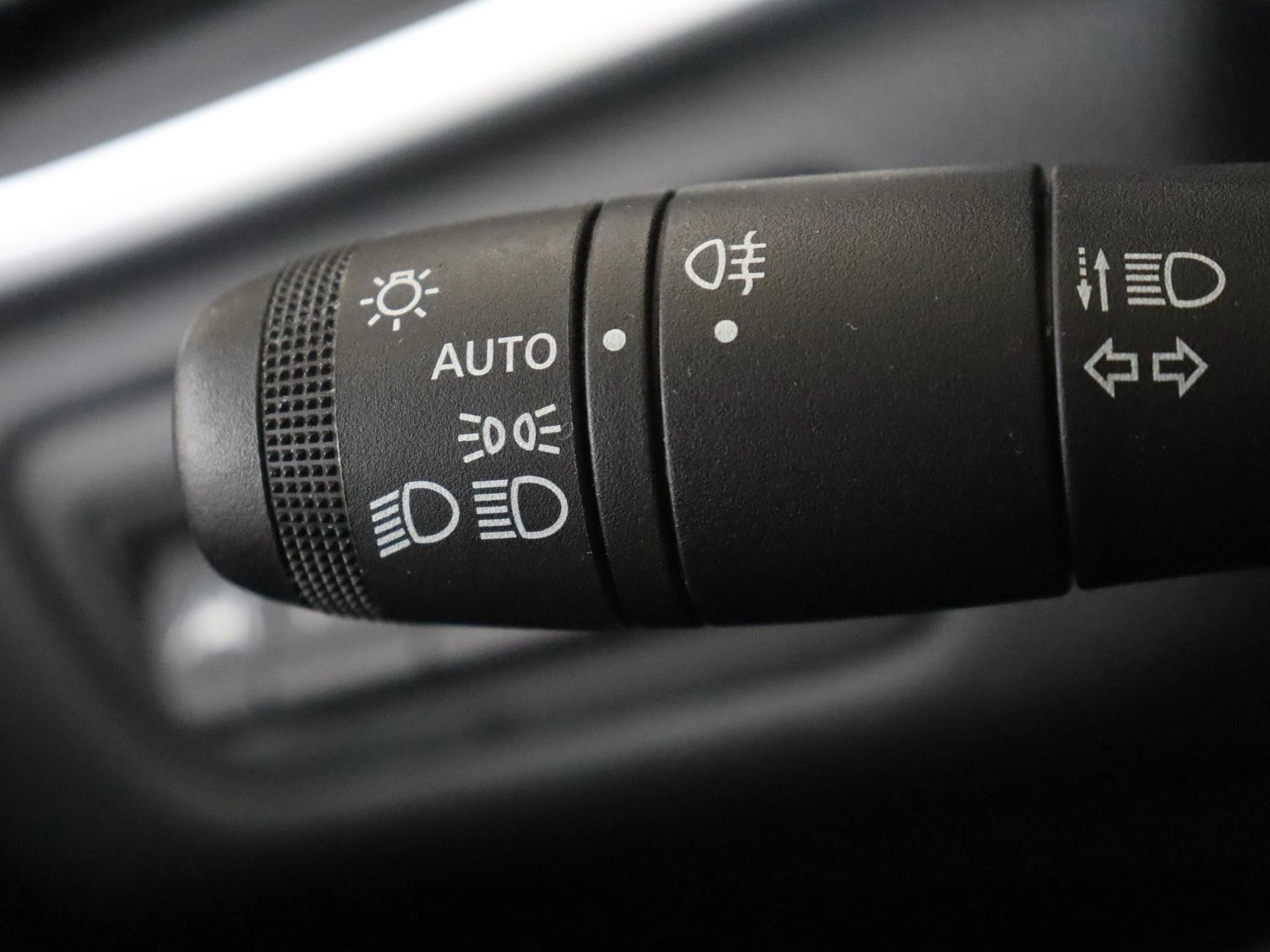 Renault-Captur-image-21