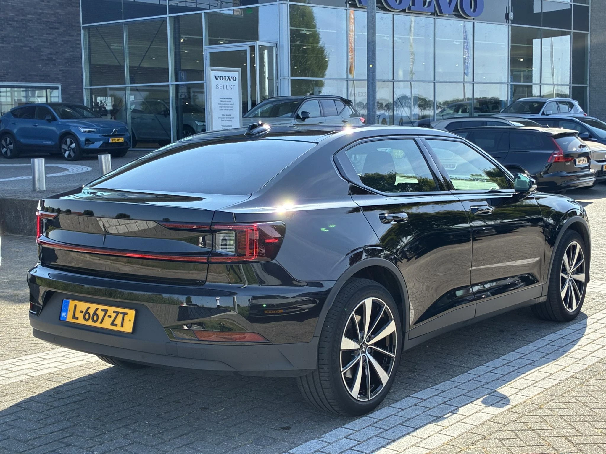 Polestar-2-image-5