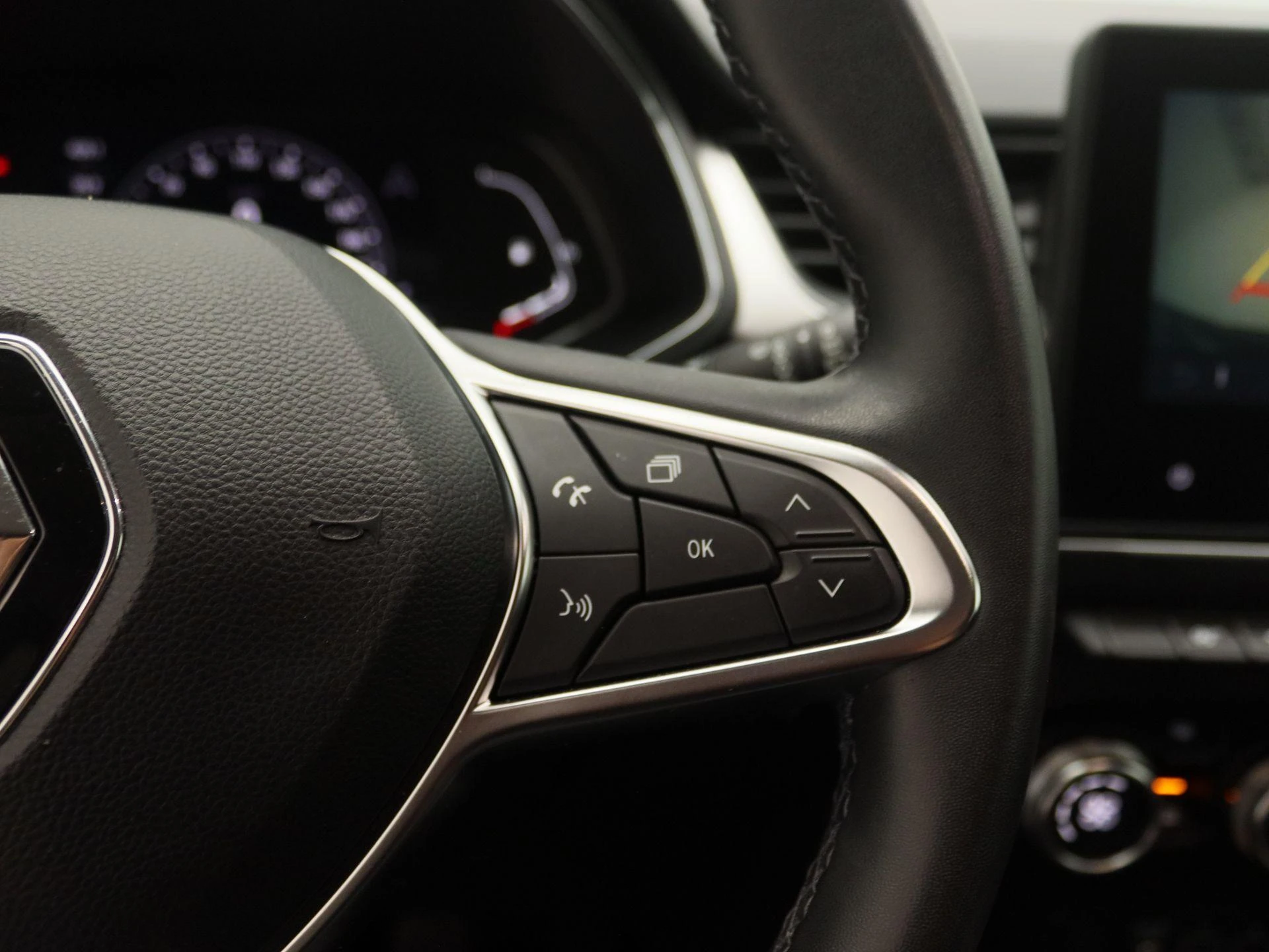 Renault-Captur-image-17