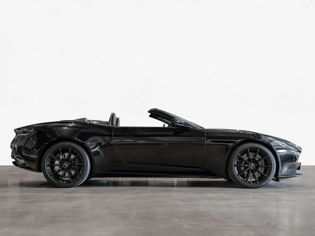 Aston Martin V8 Volante DB11 Aston Martin Hamburg