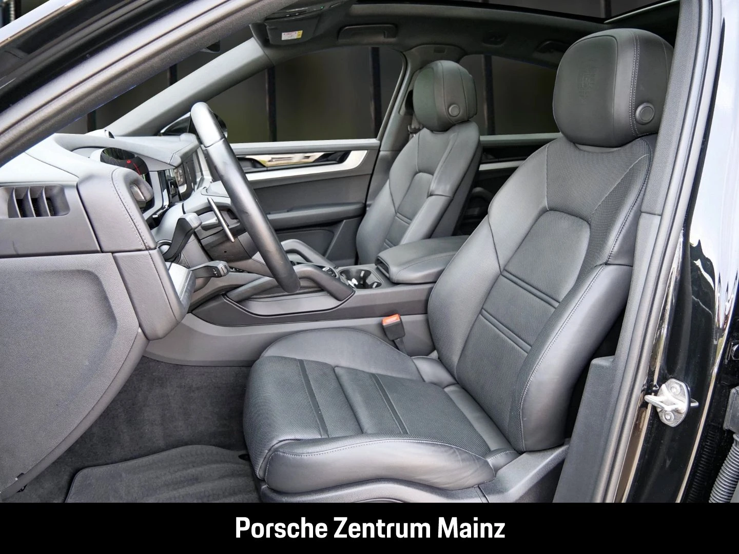 Porsche-Cayenne-image-18