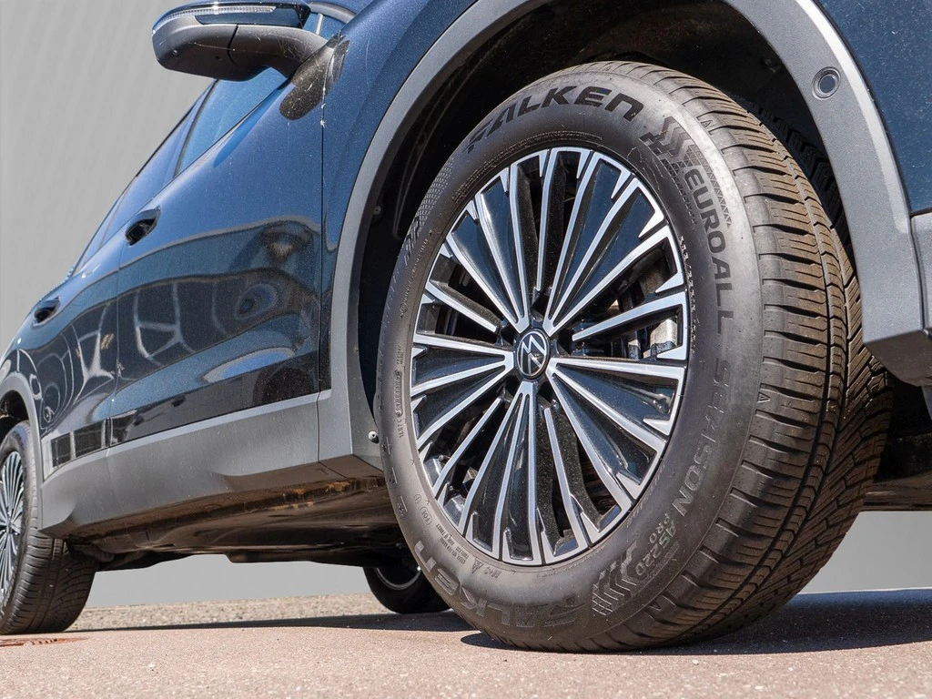 Volkswagen-Tiguan-image-4