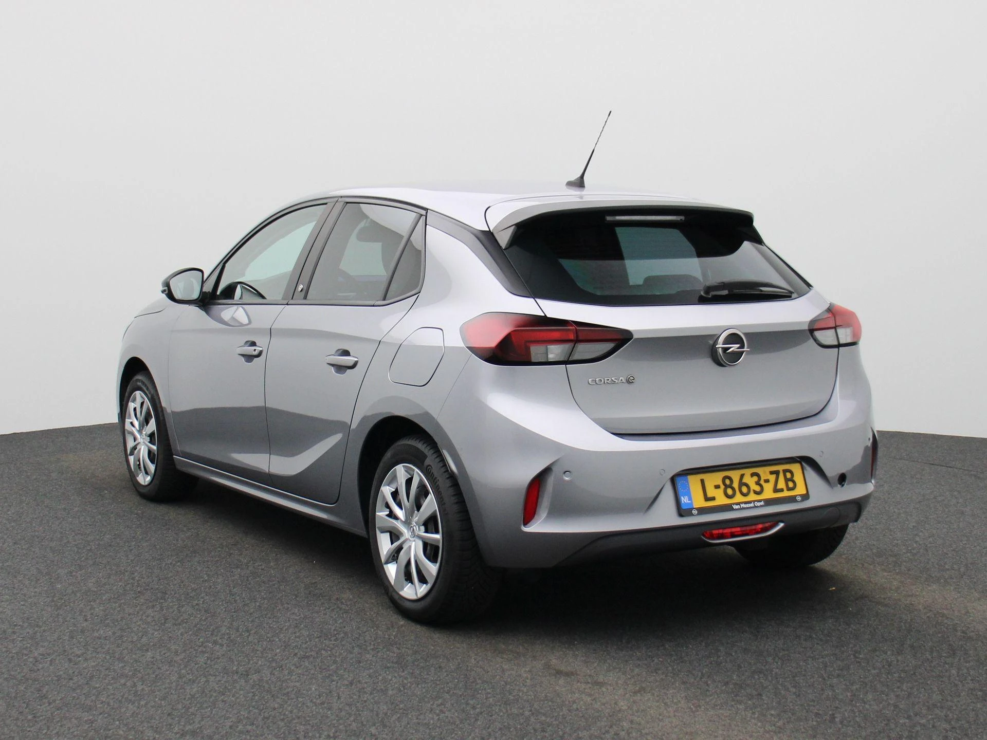 Opel-Corsa-e-image-1