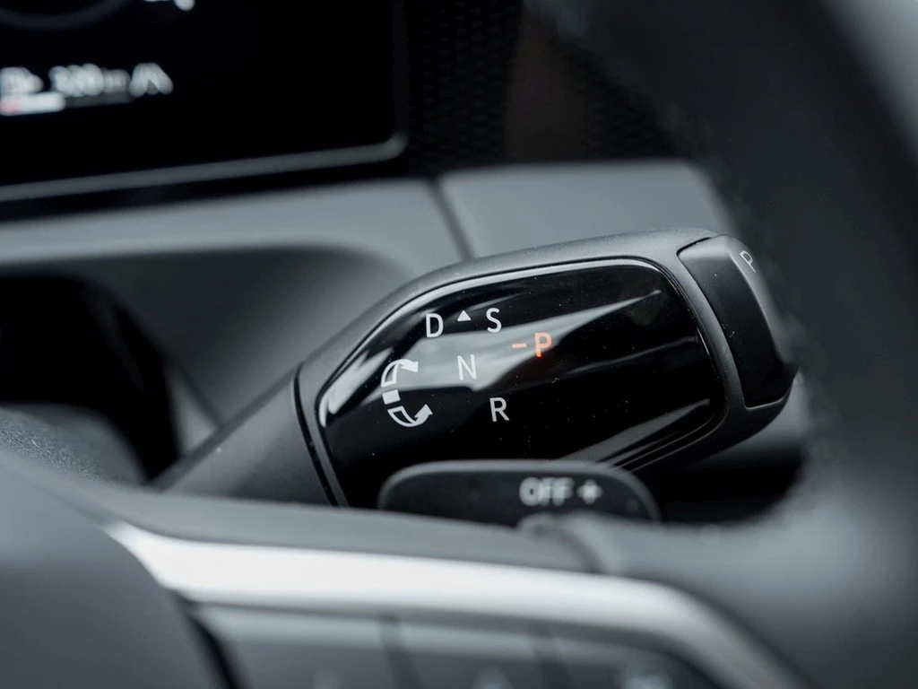 Volkswagen Tiguan 1,5 eTSI DSG Goal,AHK,LED,ACC,Navi Lenkrad/Sitzheizung,Climatronic,ALU
