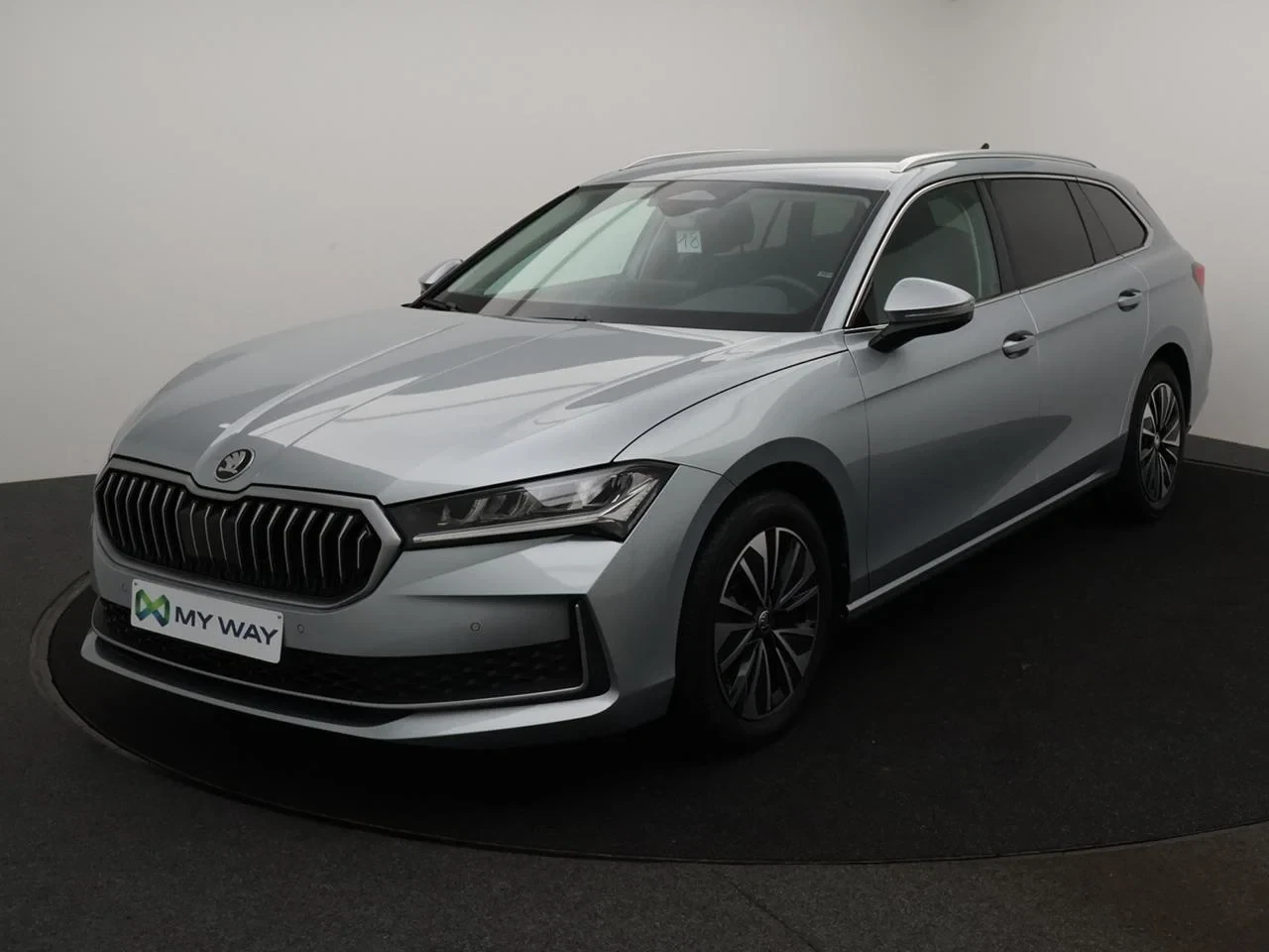 Škoda-Superb-image-0