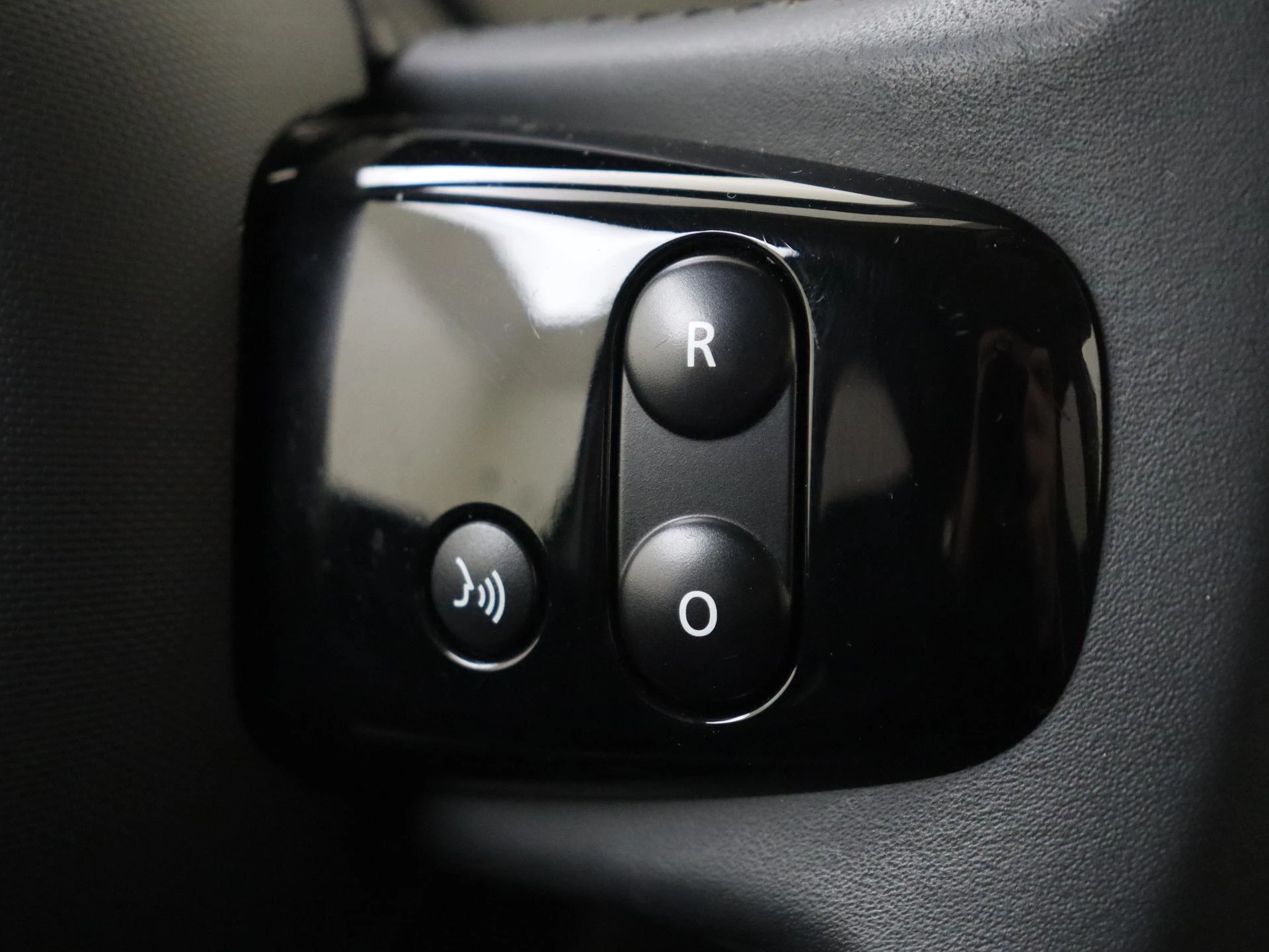 Renault-Twingo-image-13