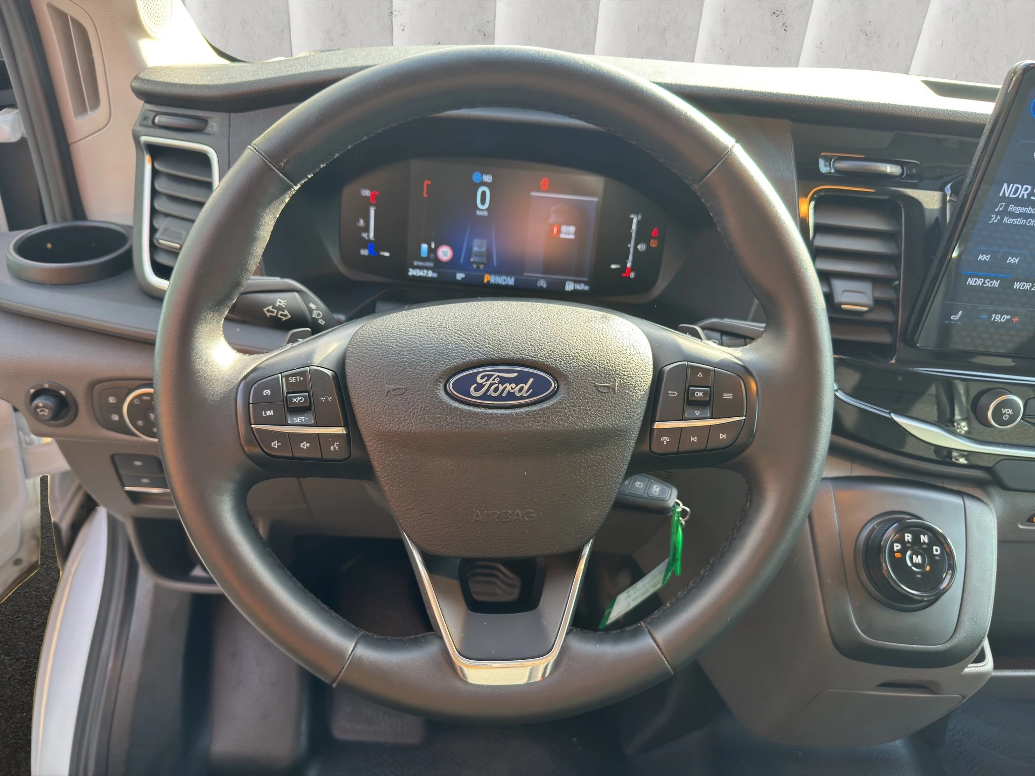 Ford-Transit-image-4