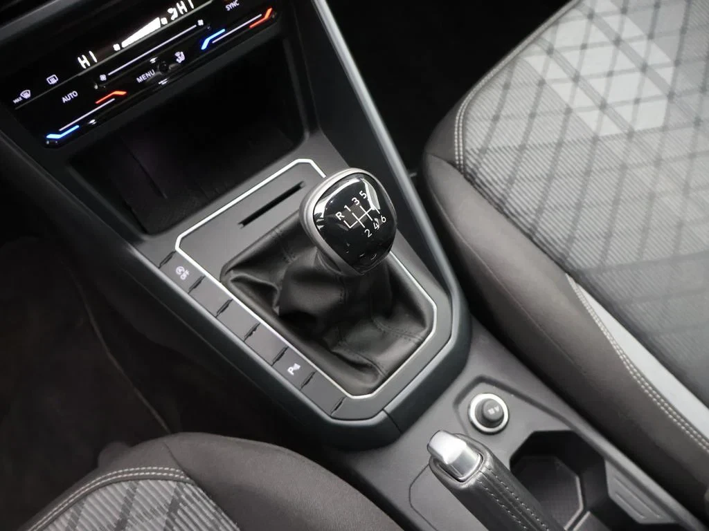 Volkswagen-Taigo-image-14