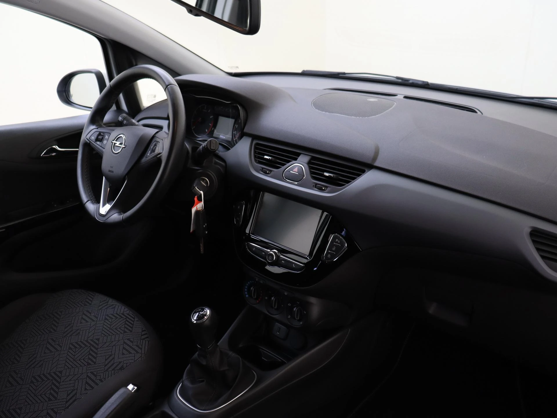 Opel-Corsa-image-4