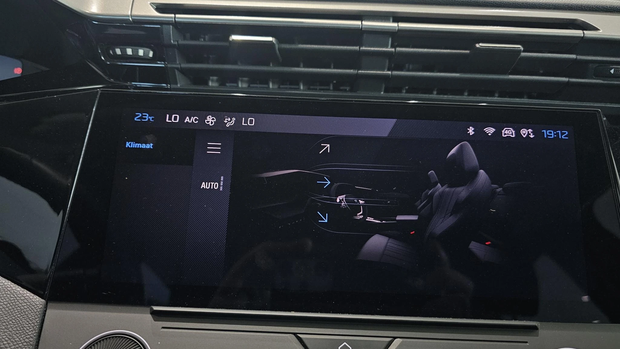 Peugeot-308-image-17