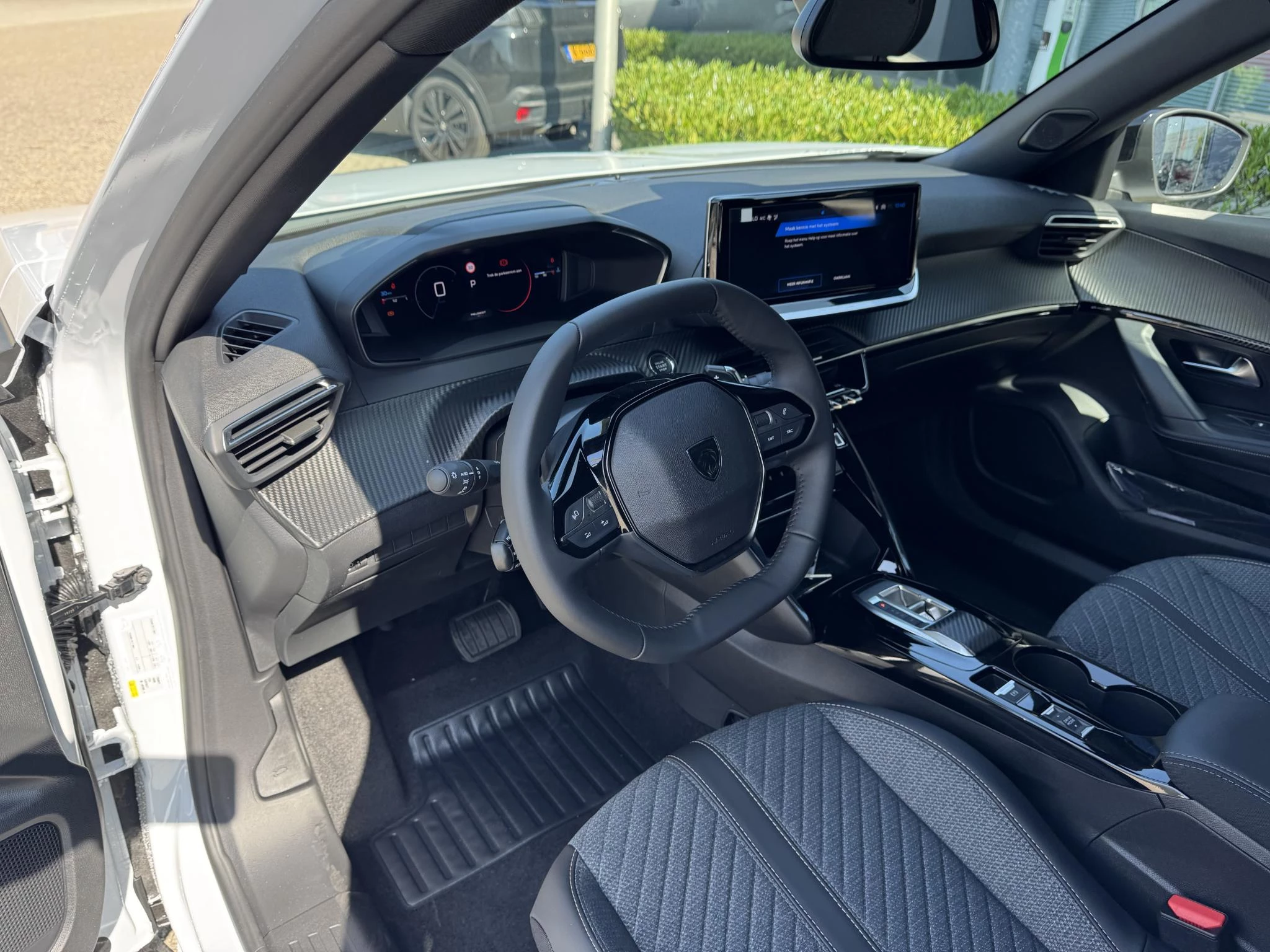 Peugeot-2008-image-15