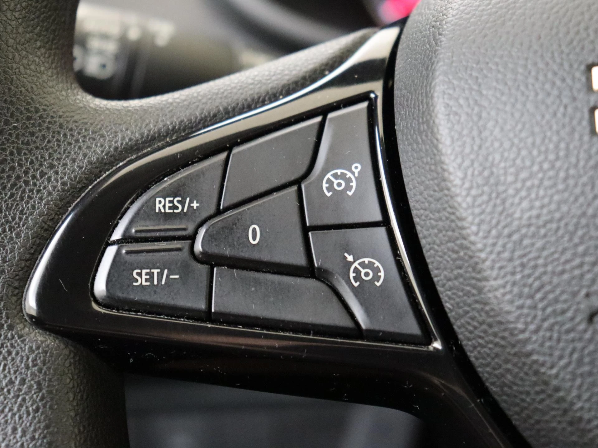 Dacia-Sandero-image-11