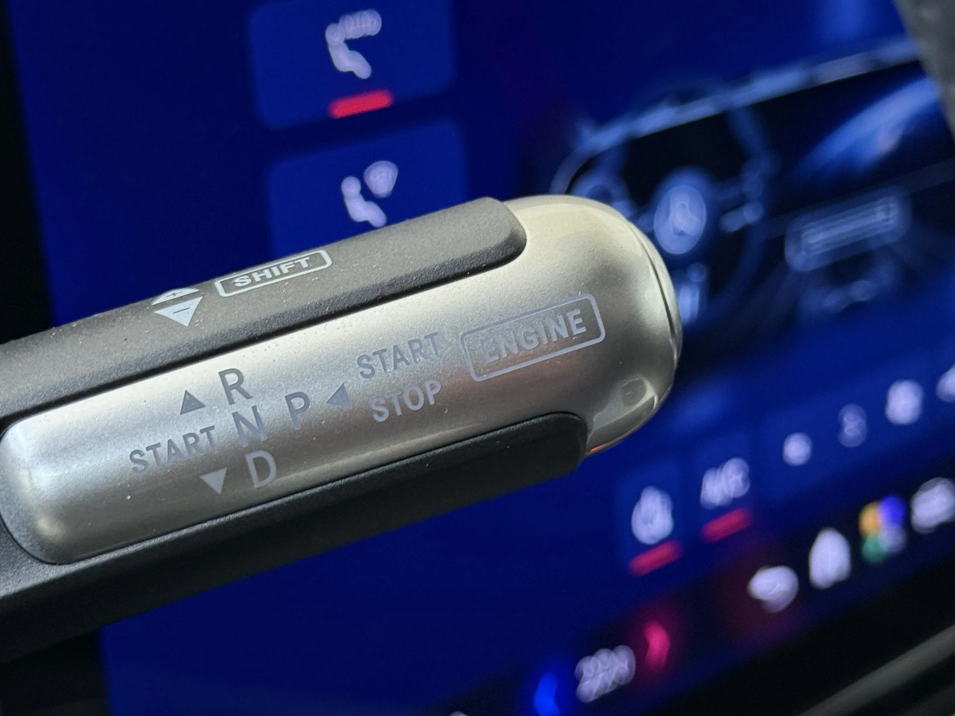 Mercedes-Benz-CLA-image-20