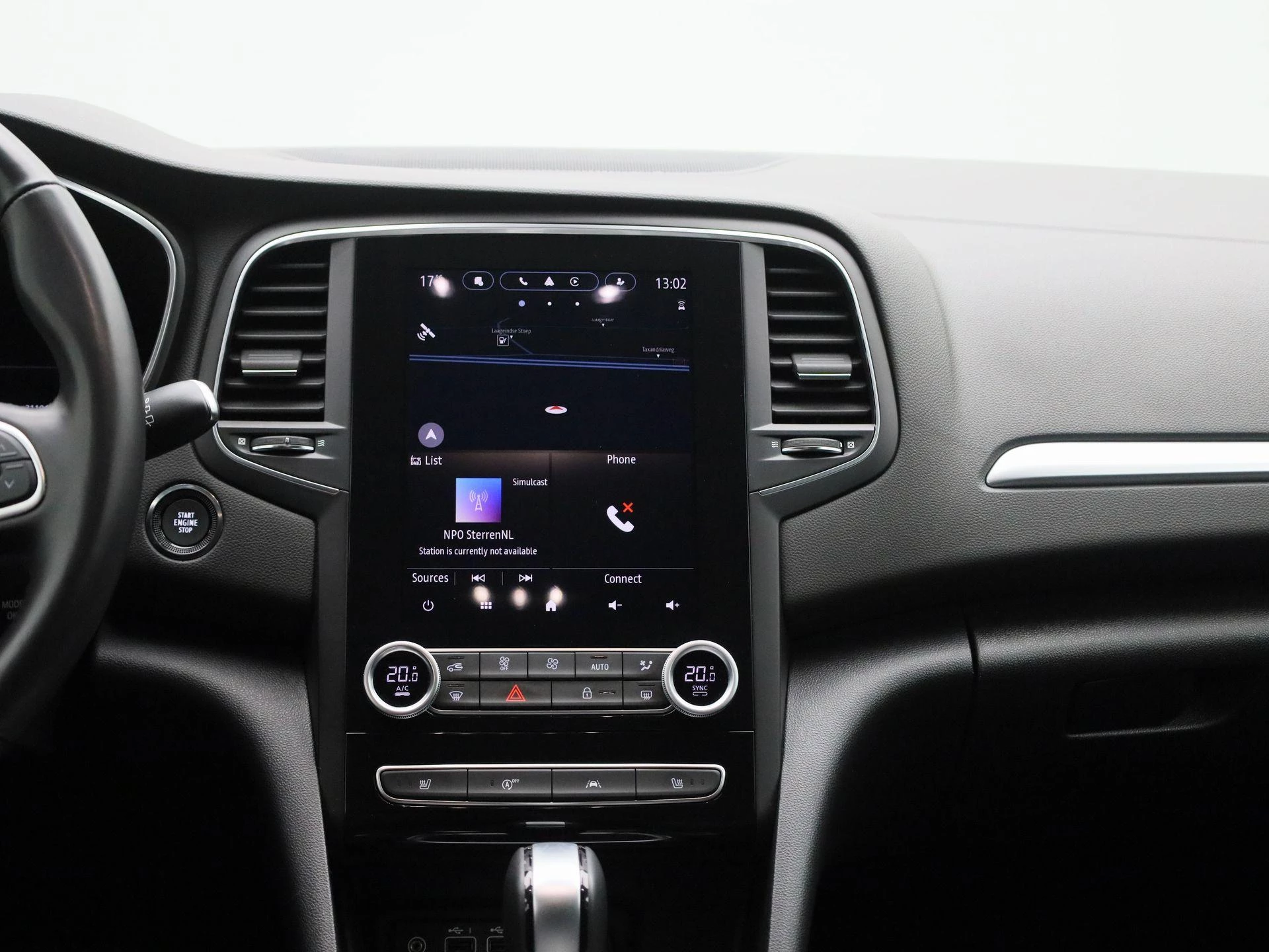 Renault-Mégane Estate-image-8