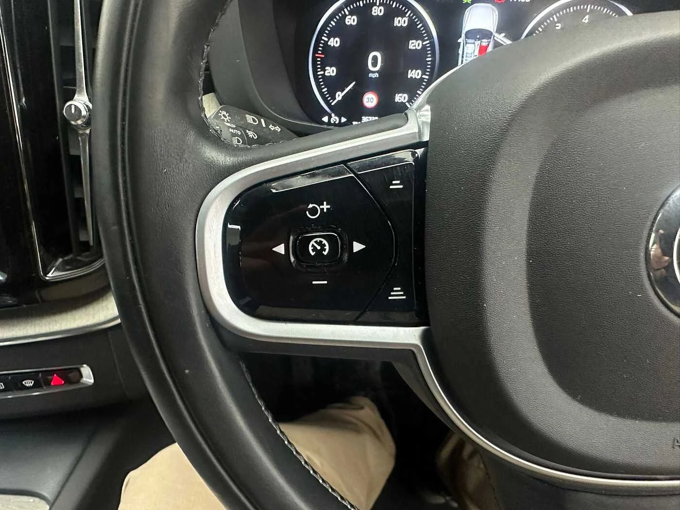 Volvo-XC60-image-20