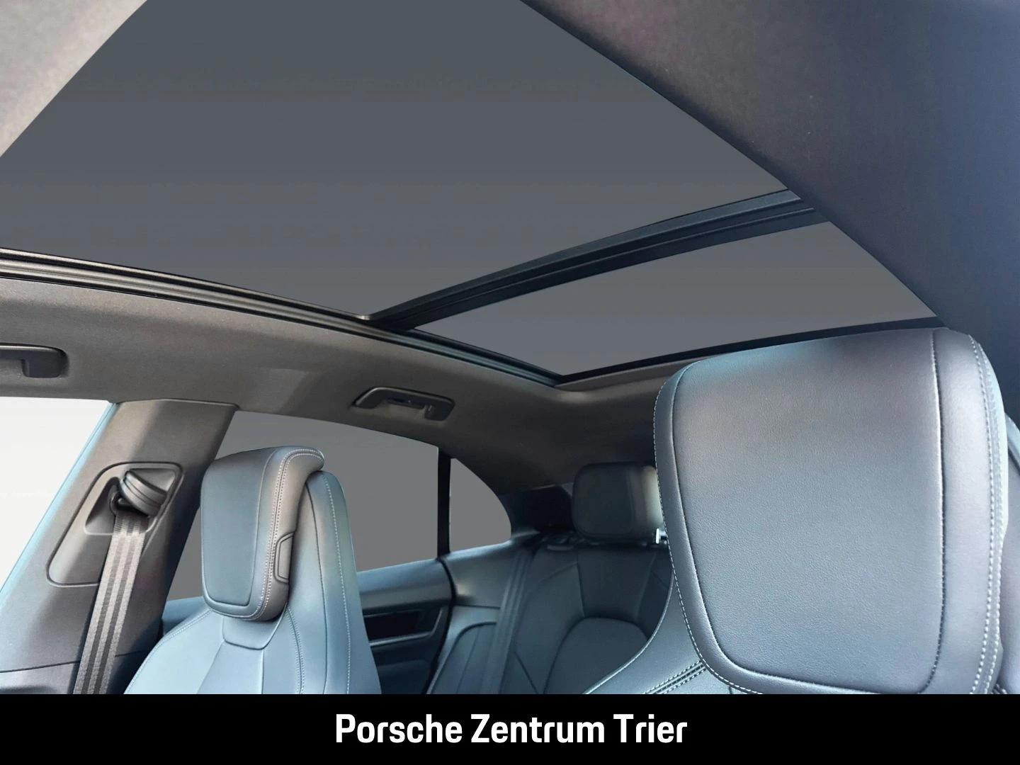 Porsche-Macan-image-21