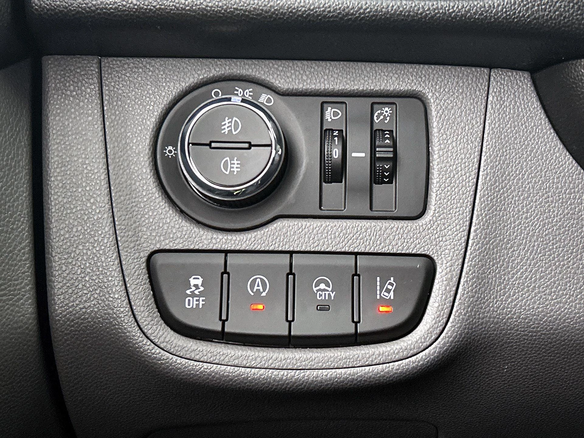 Opel-KARL-image-23