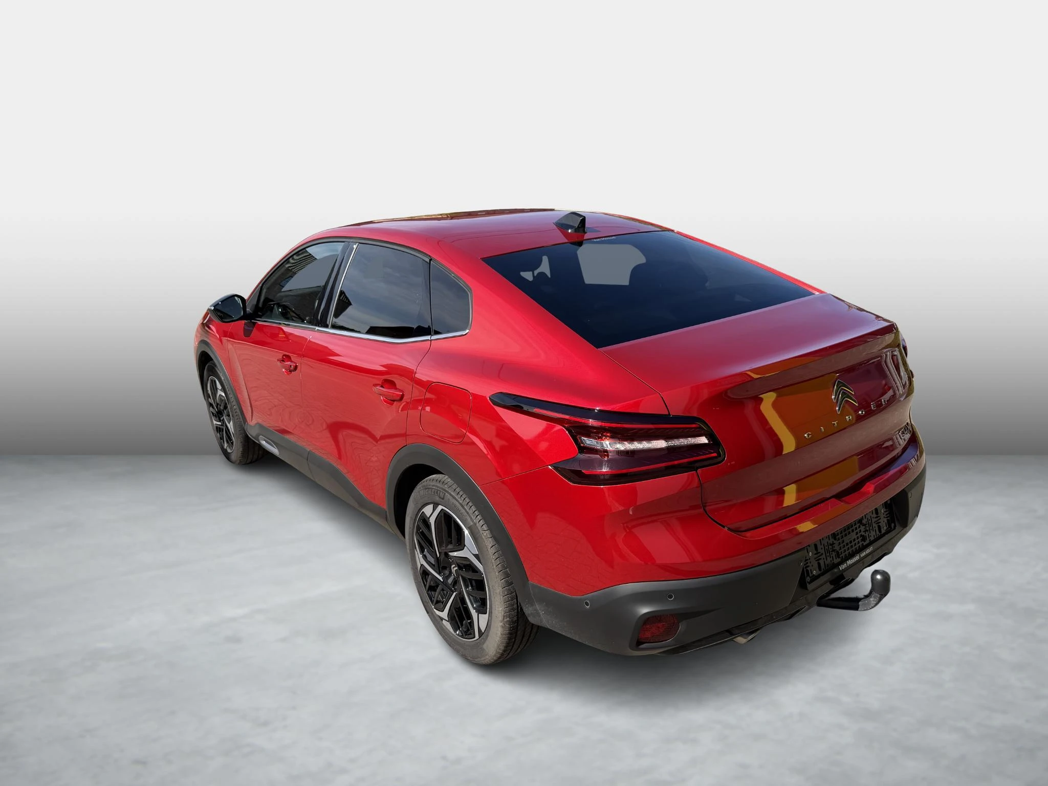 Citroën-C4 X-image-2