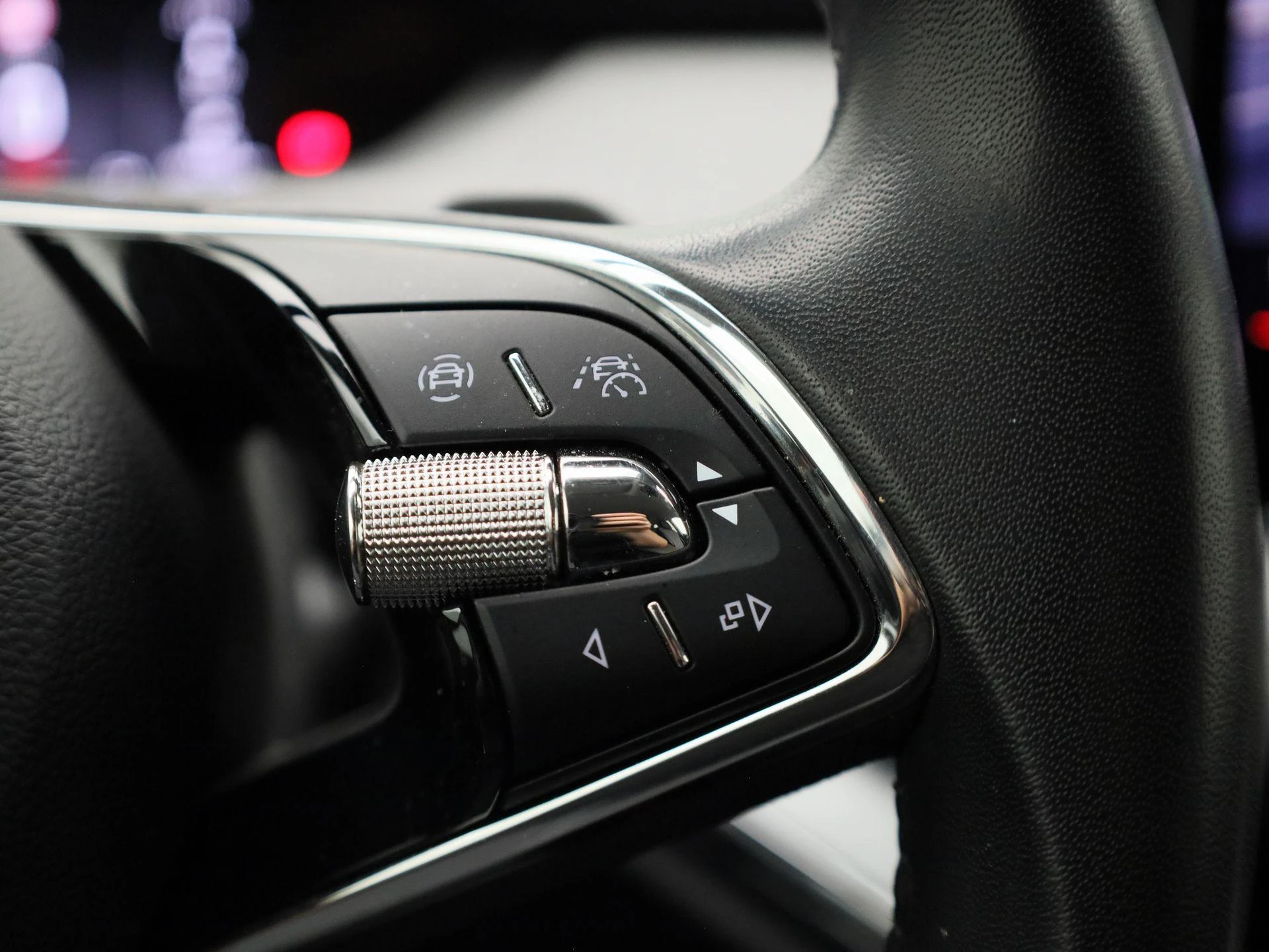 Škoda-Enyaq iV-image-25