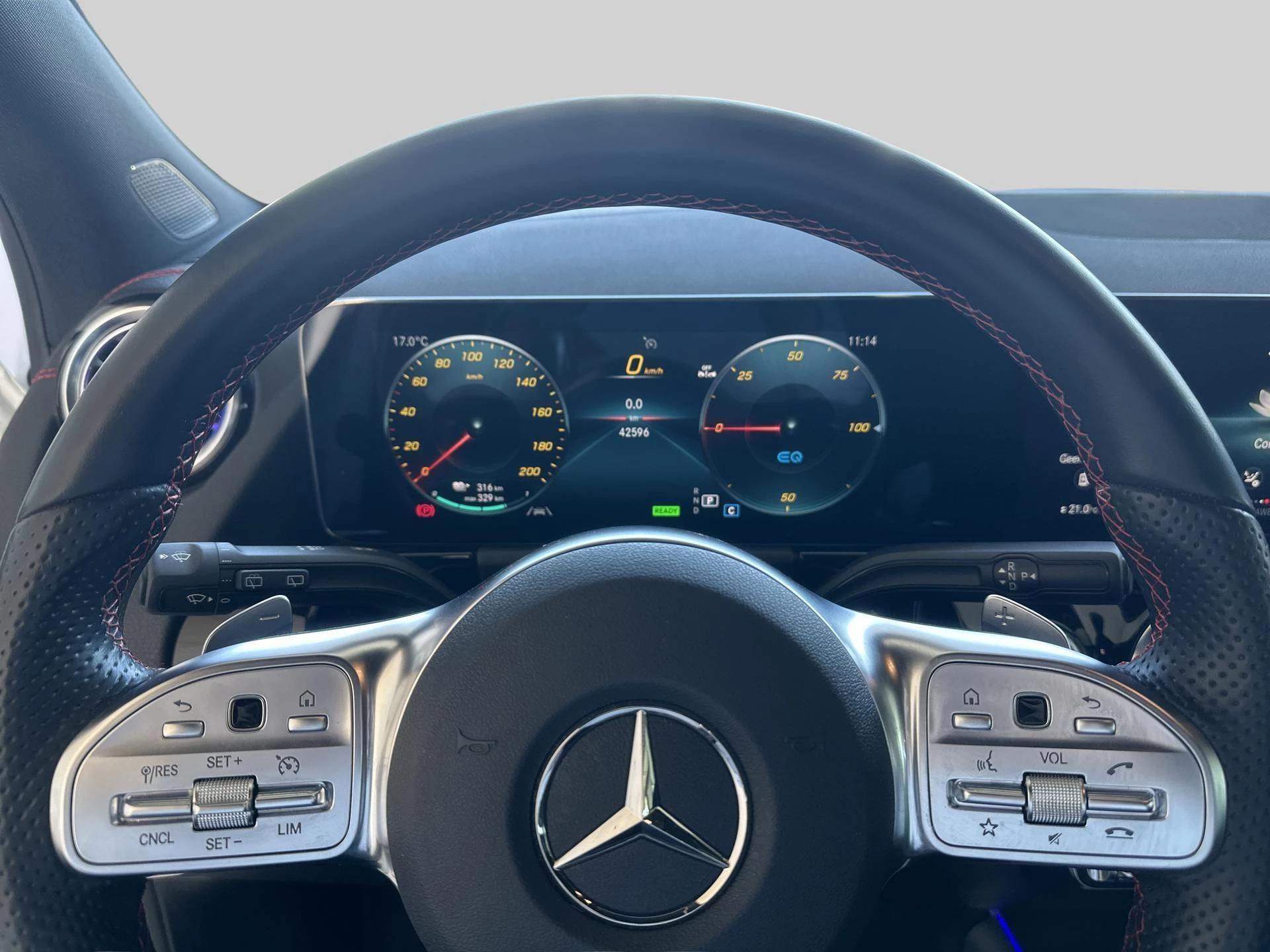 Mercedes-Benz EQA 350 4MATIC AMG Line + TREKHAAK + 360 CAMERA + MEMORY ZETELS +