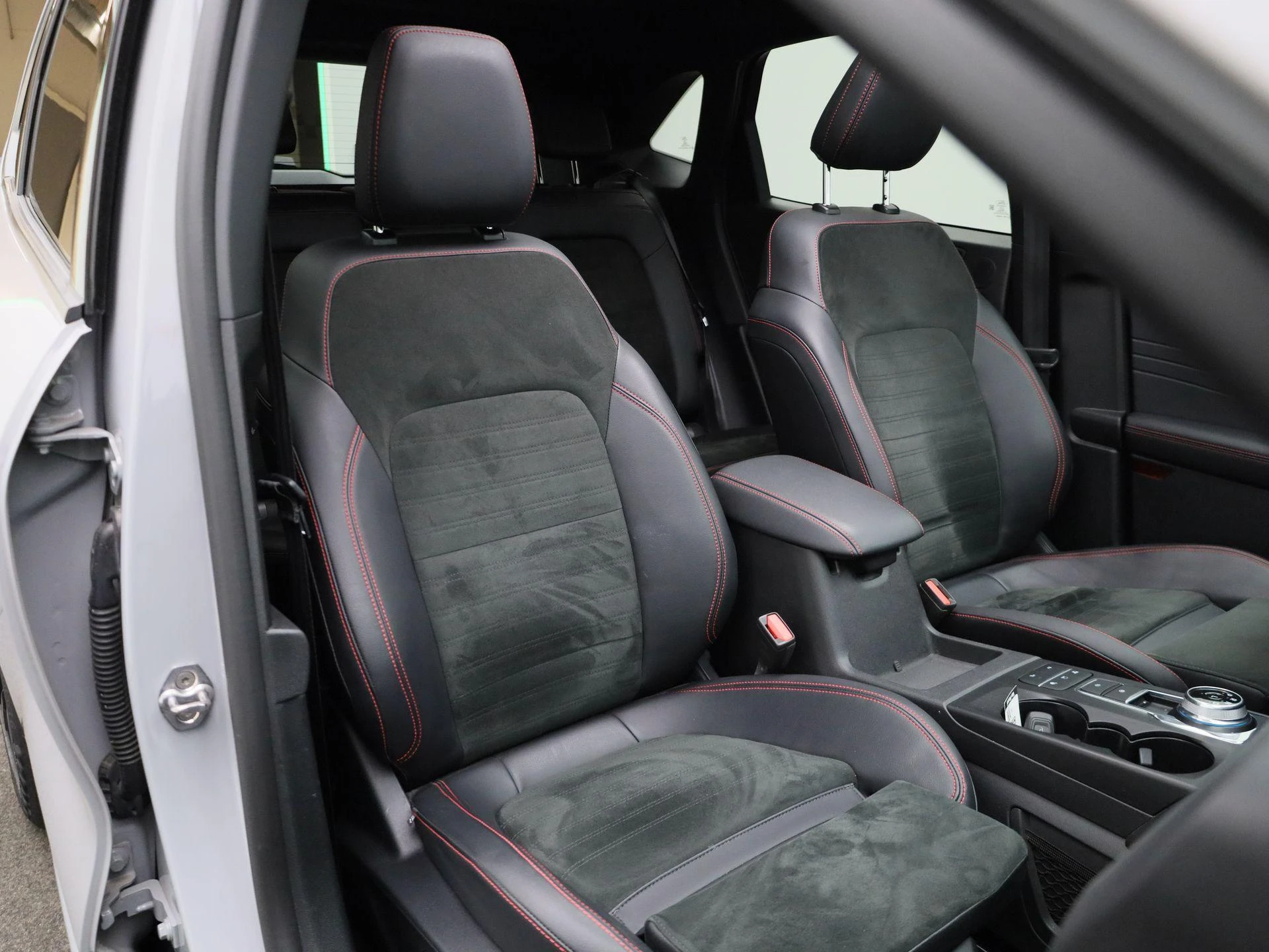 Ford-Kuga-image-48