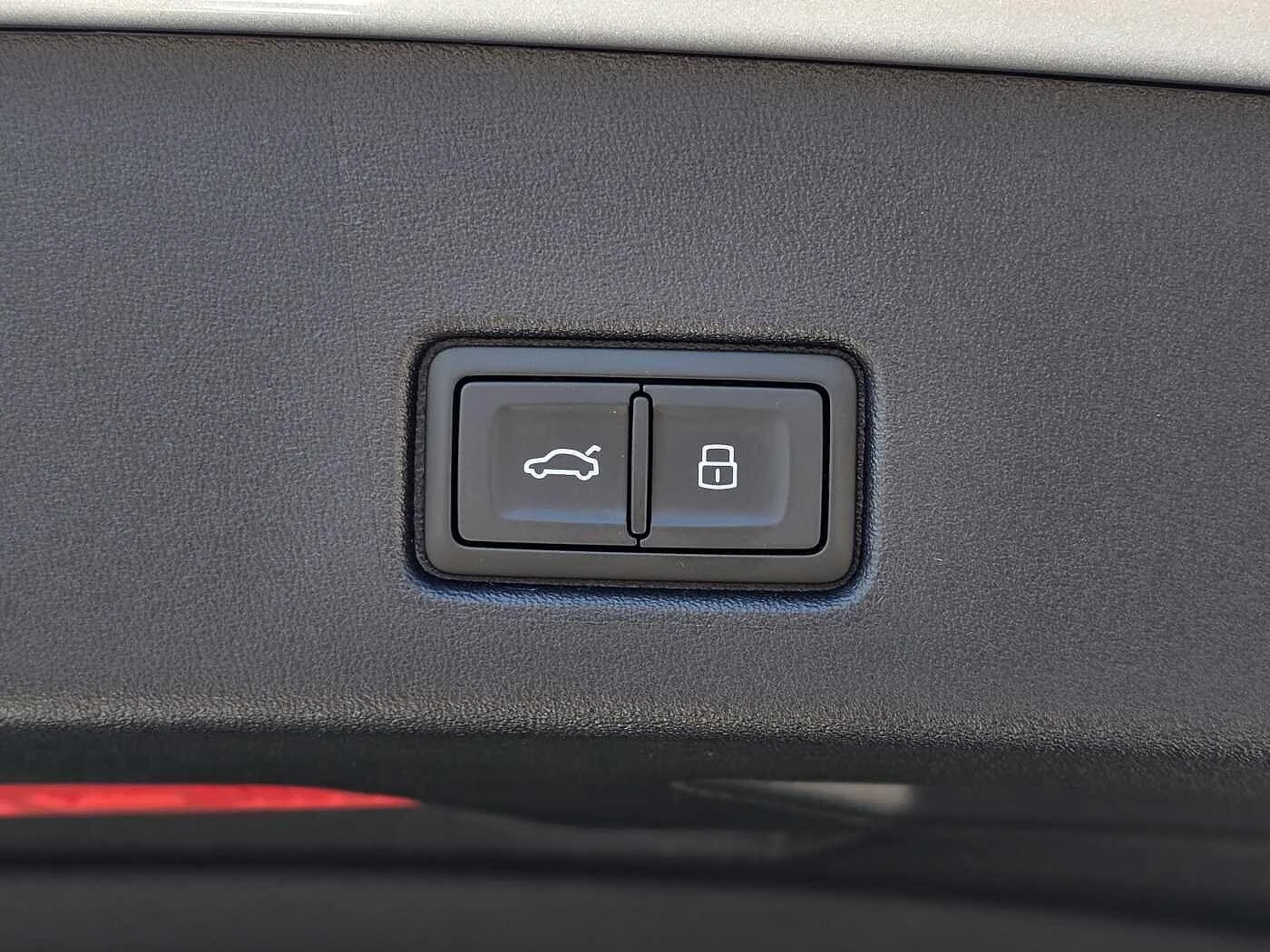 Audi-Q4 e-tron-image-17