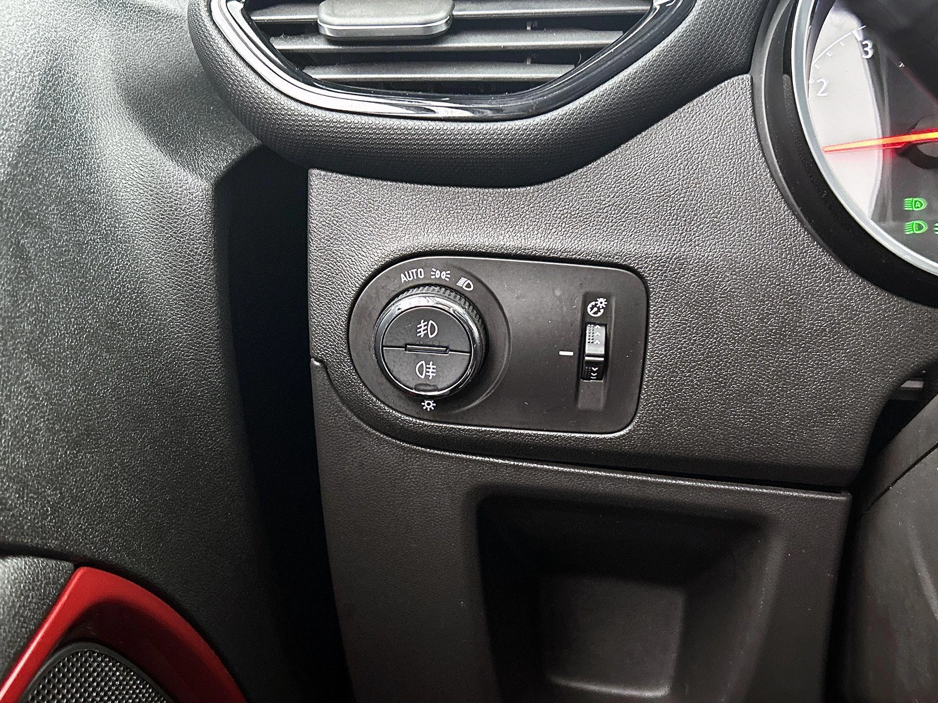 Opel-Crossland-image-17